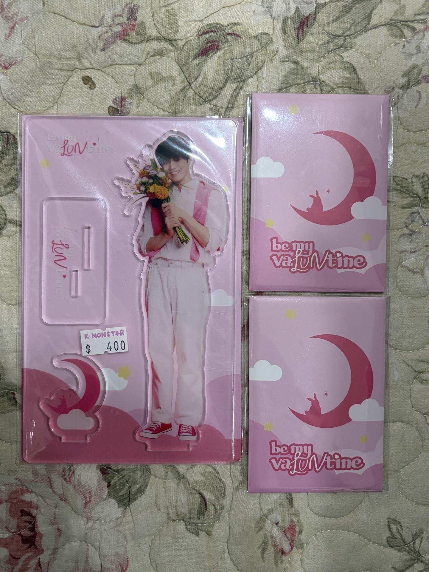 LUN8 立牌+卡包x2