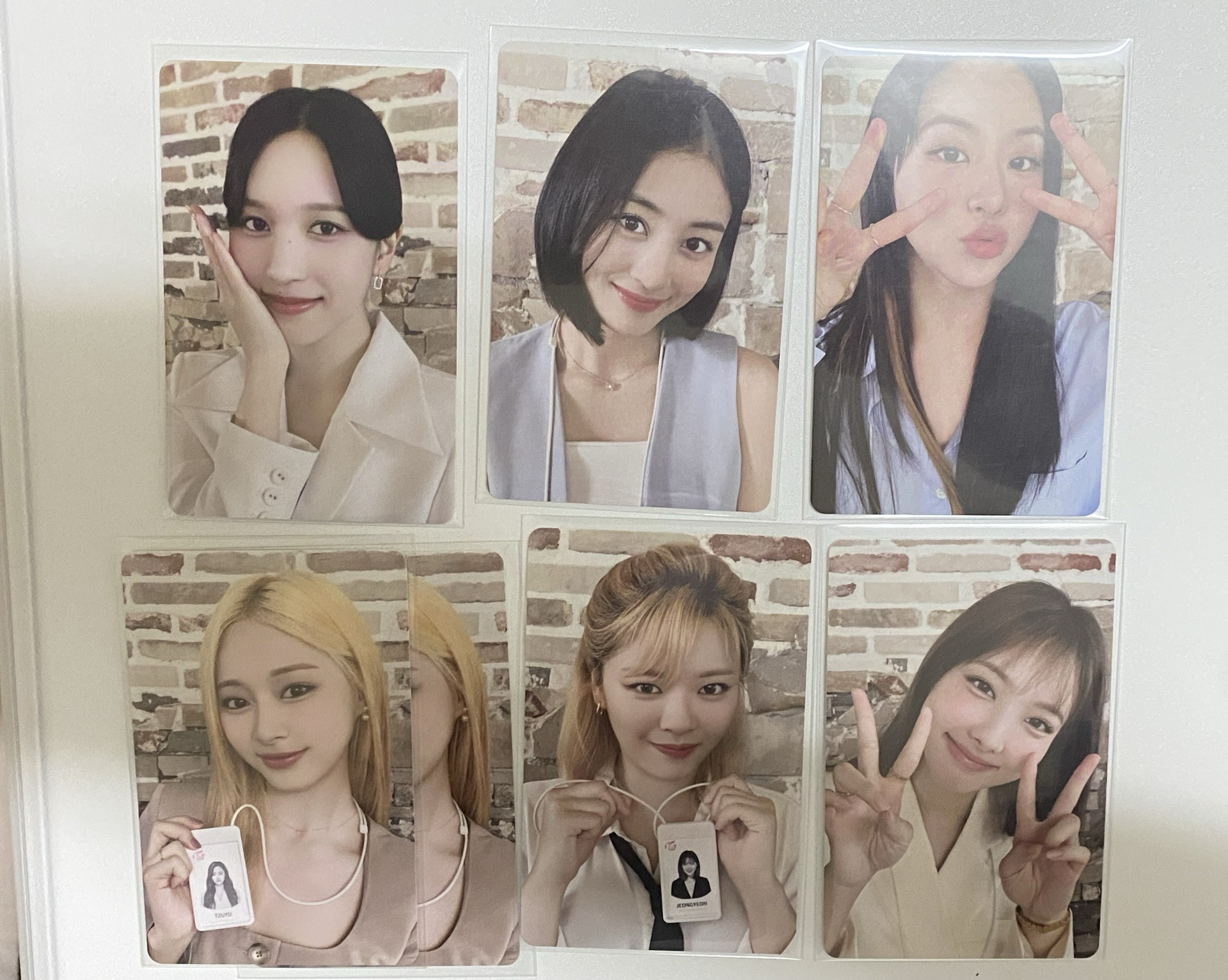 TWICE 2023 年曆小卡 含證件照