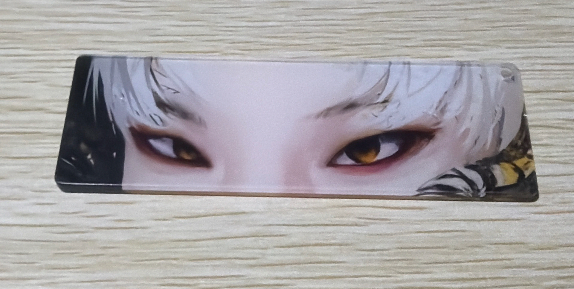 順榮眼睛（會透光）