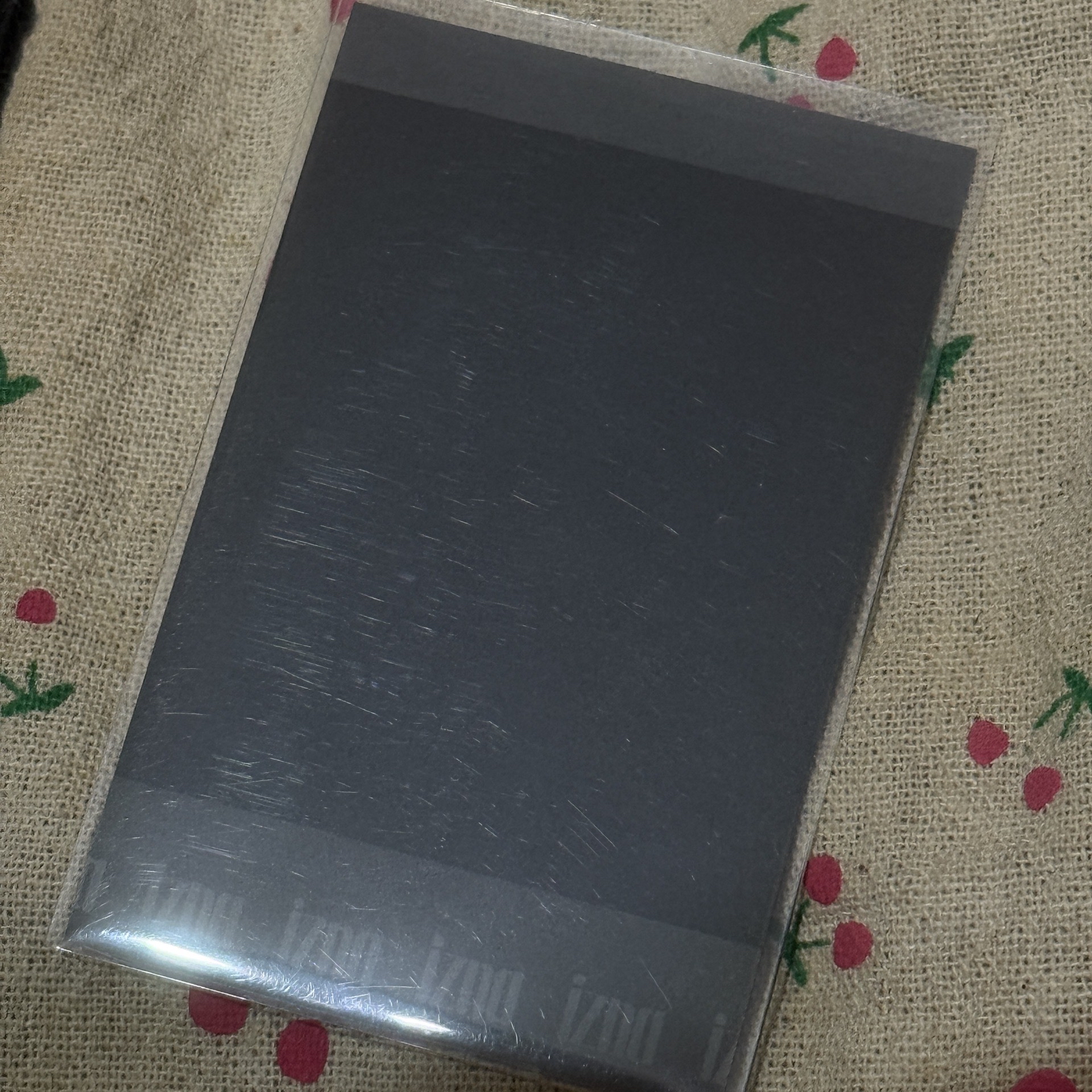 izna saebi 專輯卡