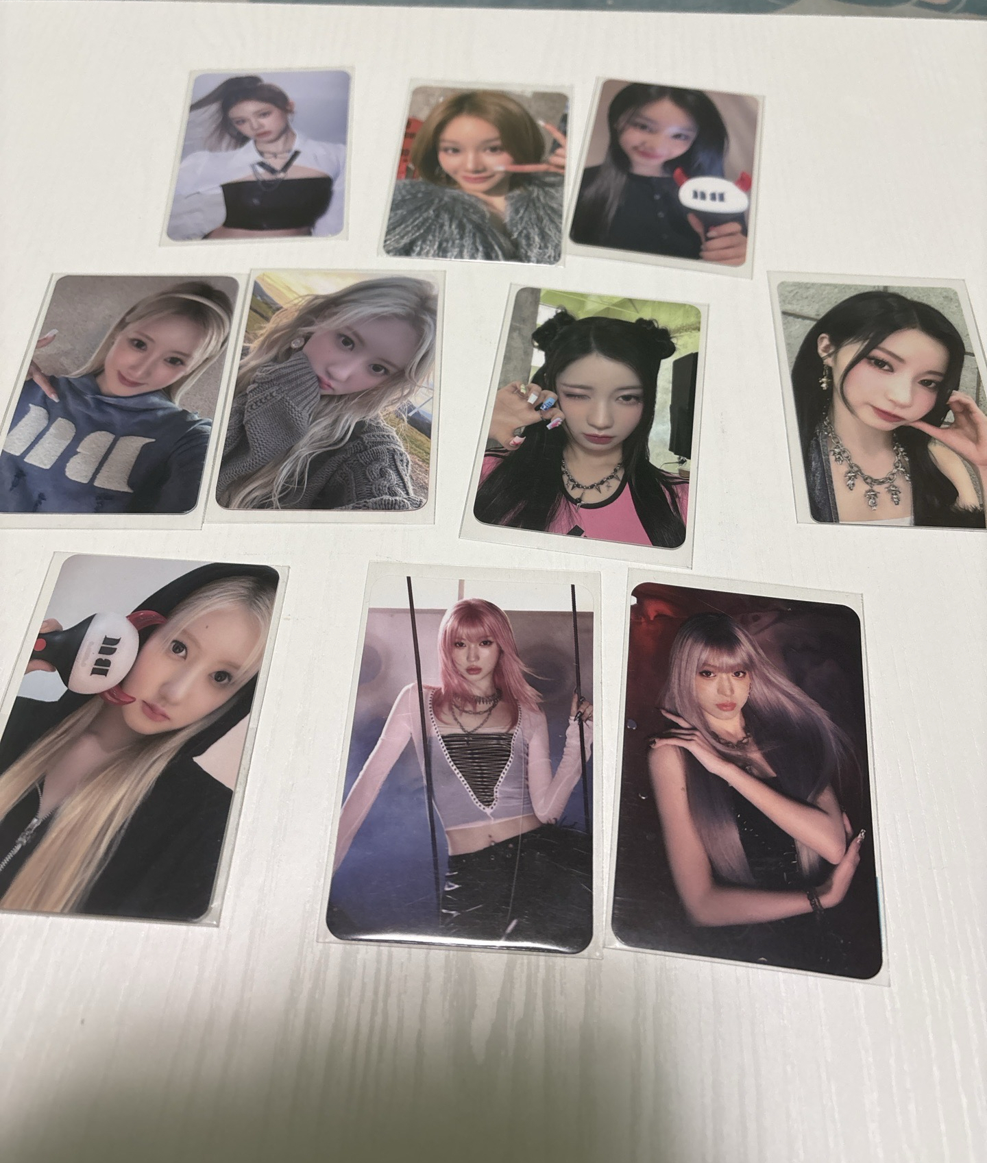 Babymonster 手燈卡特典卡小盤