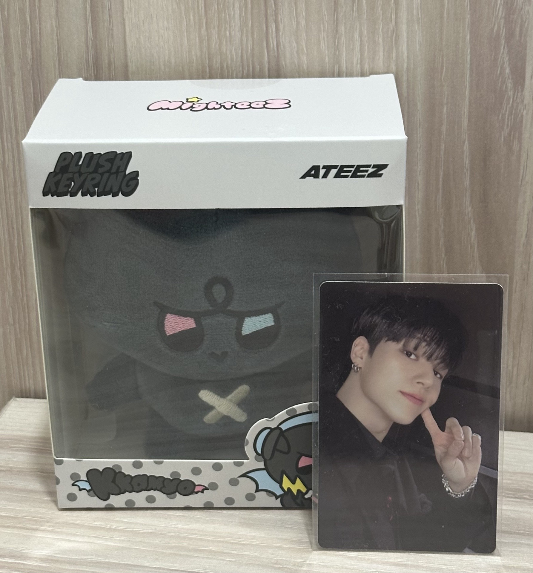 MIGHTEEZ 阿榮🐈‍⬛（全新含卡）