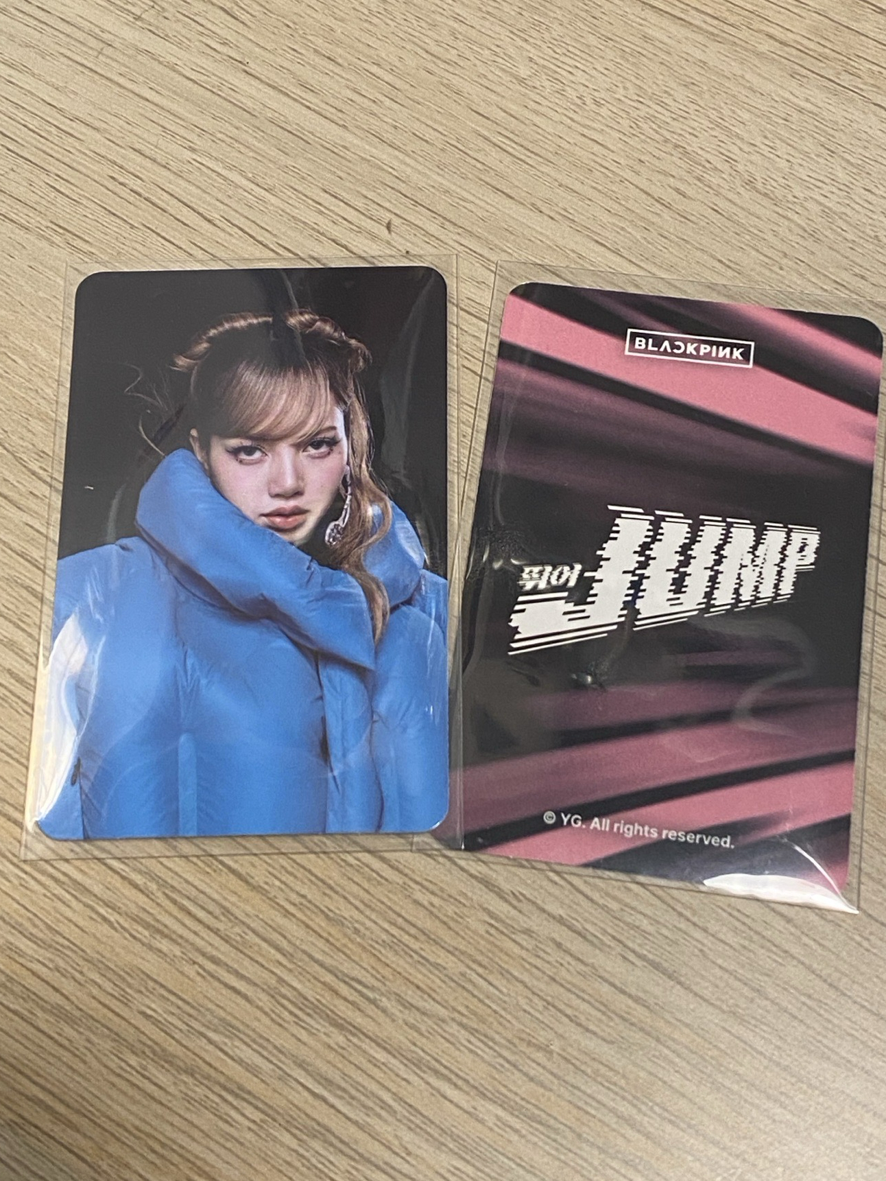 Jump Lisa滿額卡(台灣微風）