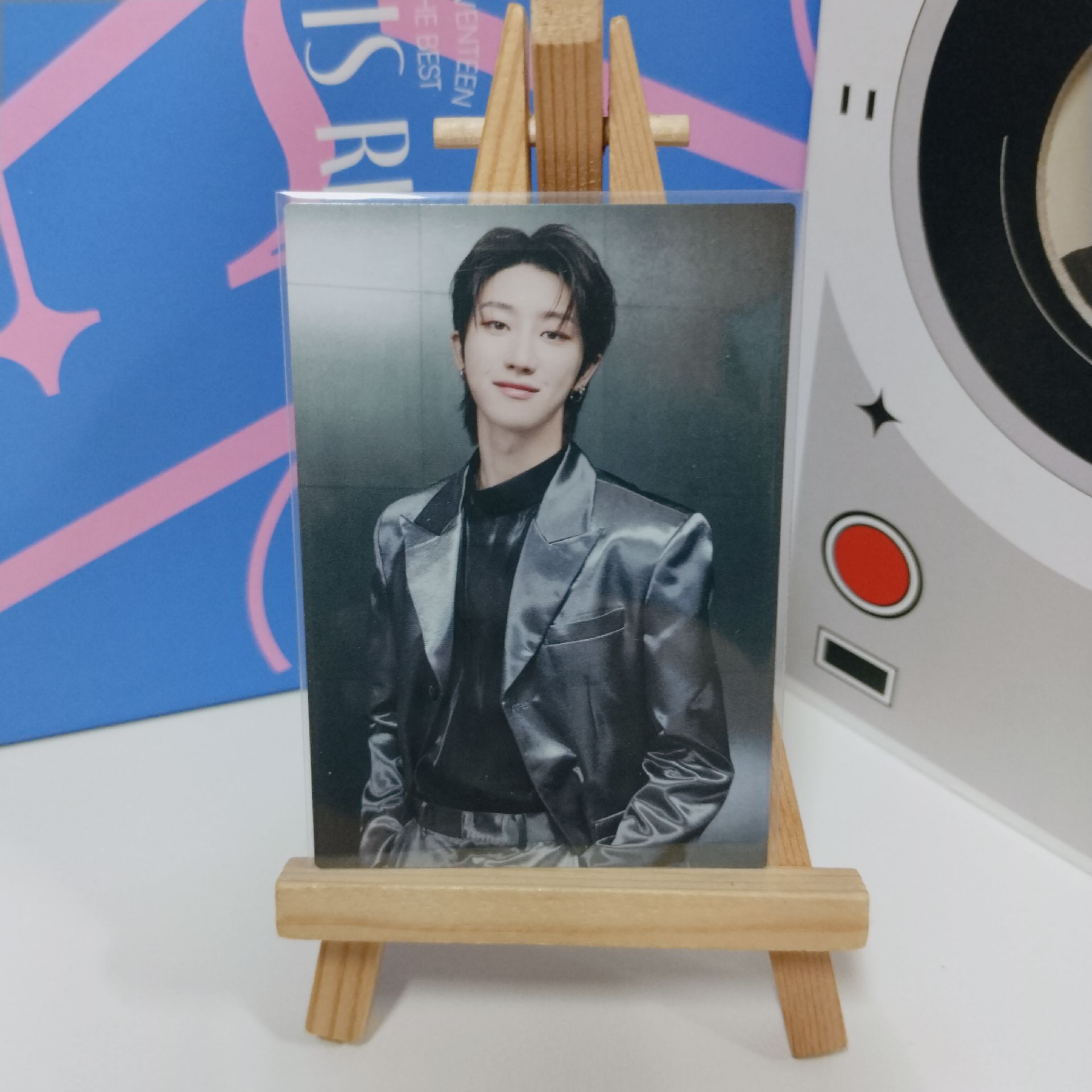 小八RIGHT HERE隨機卡（懶惰拍照片可以看圖鑑決定）