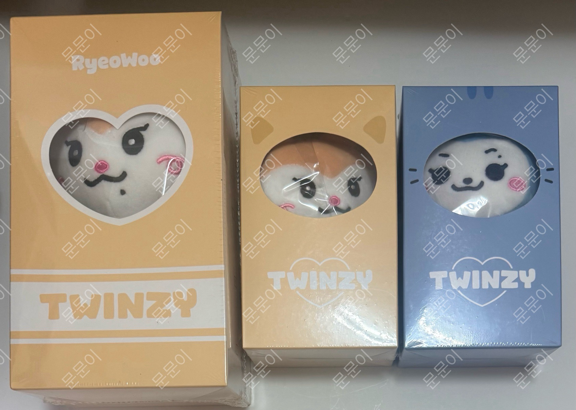 現貨 ITZY TWINZY 留 領 大娃 小娃