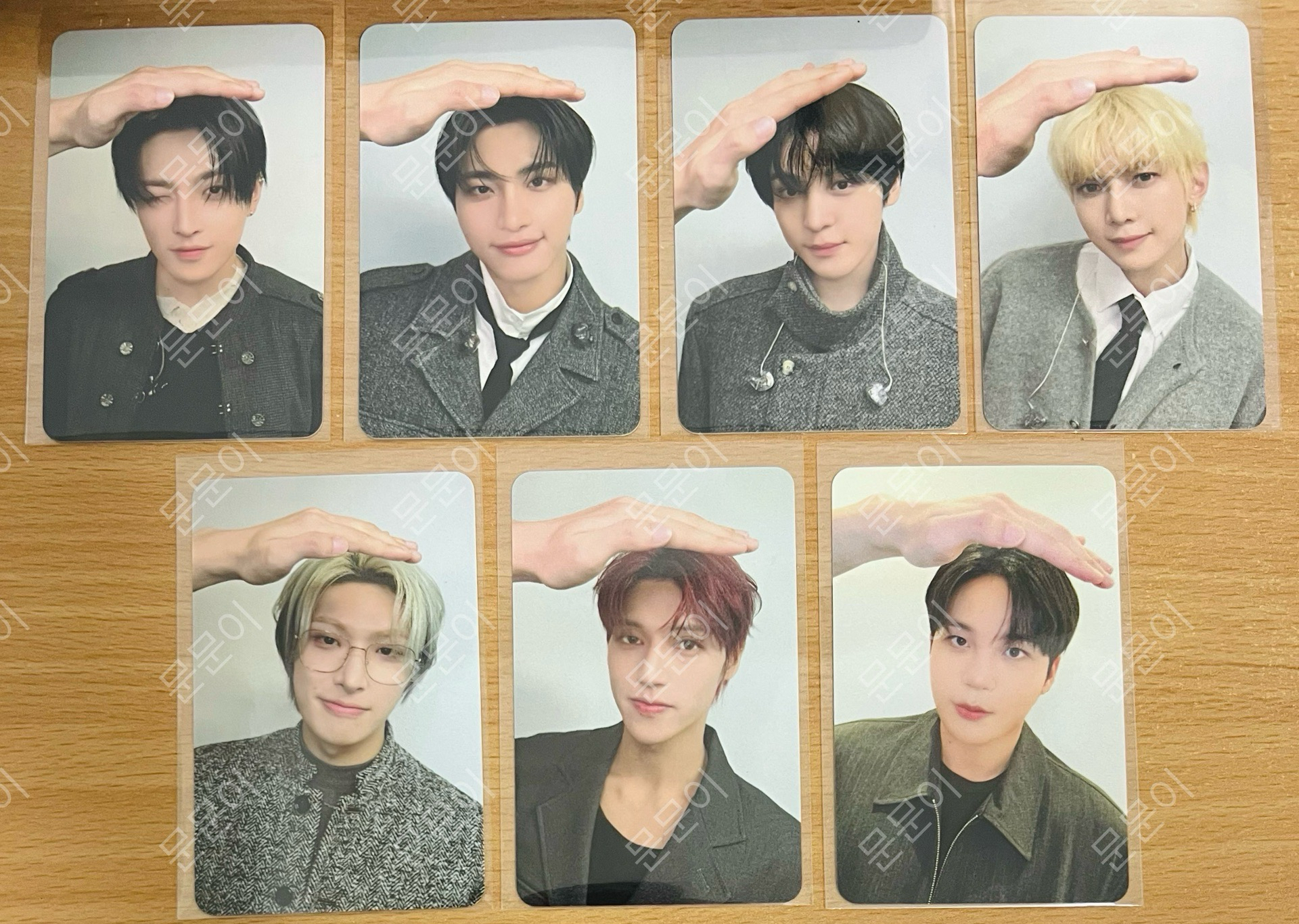 現貨 ATEEZ 快閃店 摸頭 滿額卡