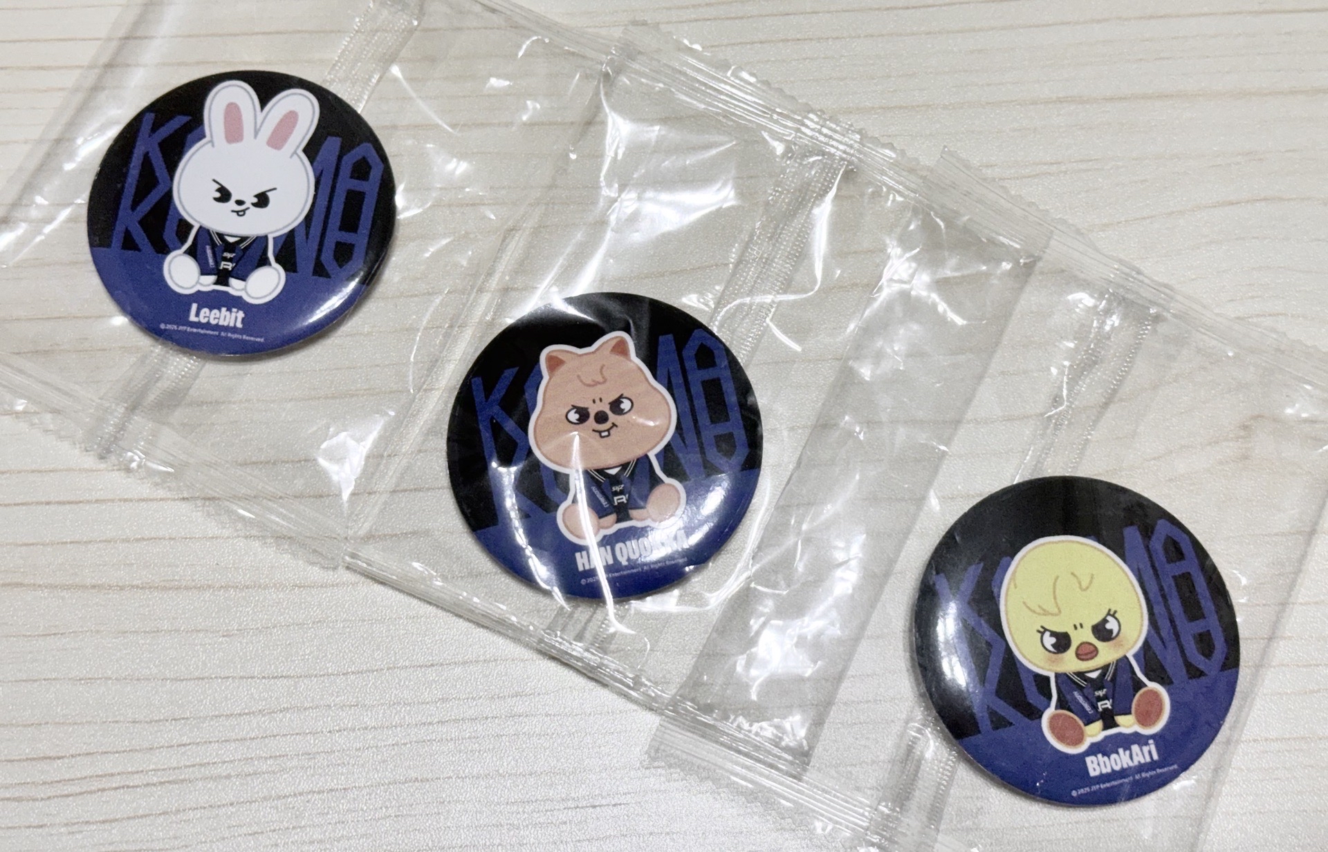 KARMA快閃店 大頭姓名牌吊飾+手拿鏡 旻/城/菲