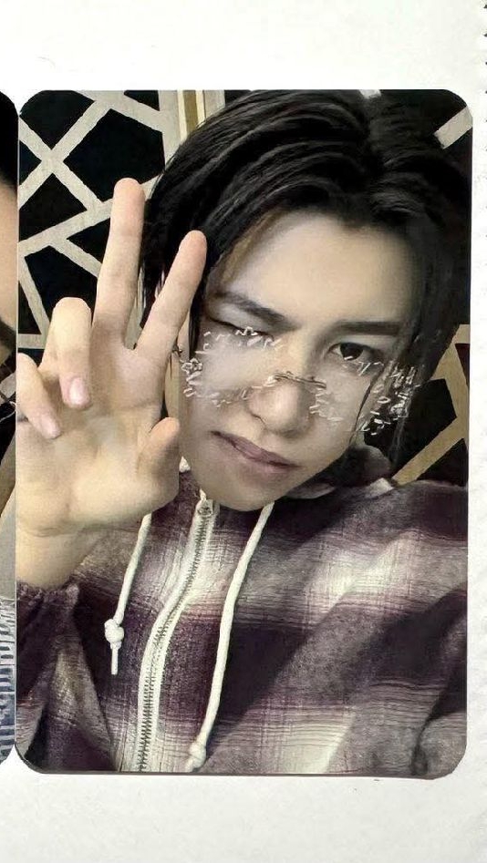 非現 LNGSHOT 眼鏡特典 路易