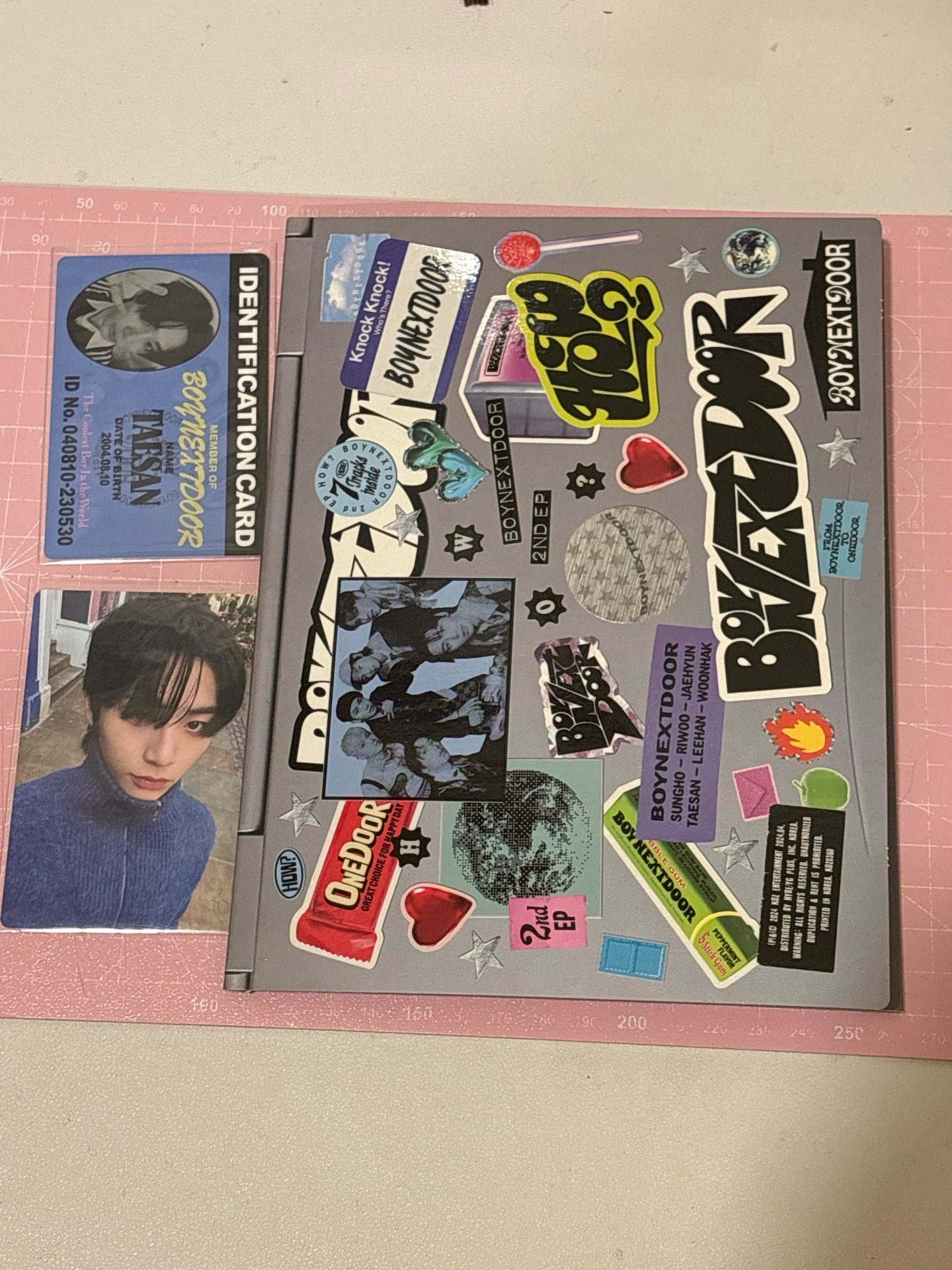 BND TAESAN 漢東旼 HOW單封貼紙書專輯+電子專ID卡