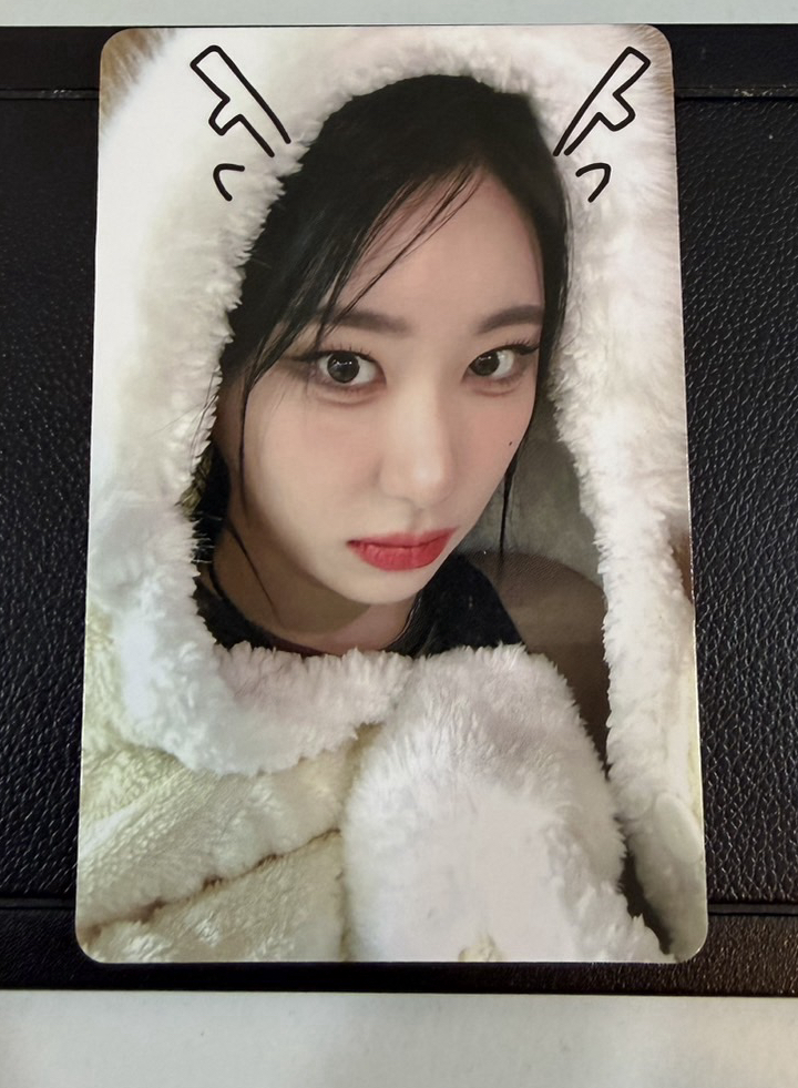 BORN TO BE km 台北 1.0 簽售卡 龍袍