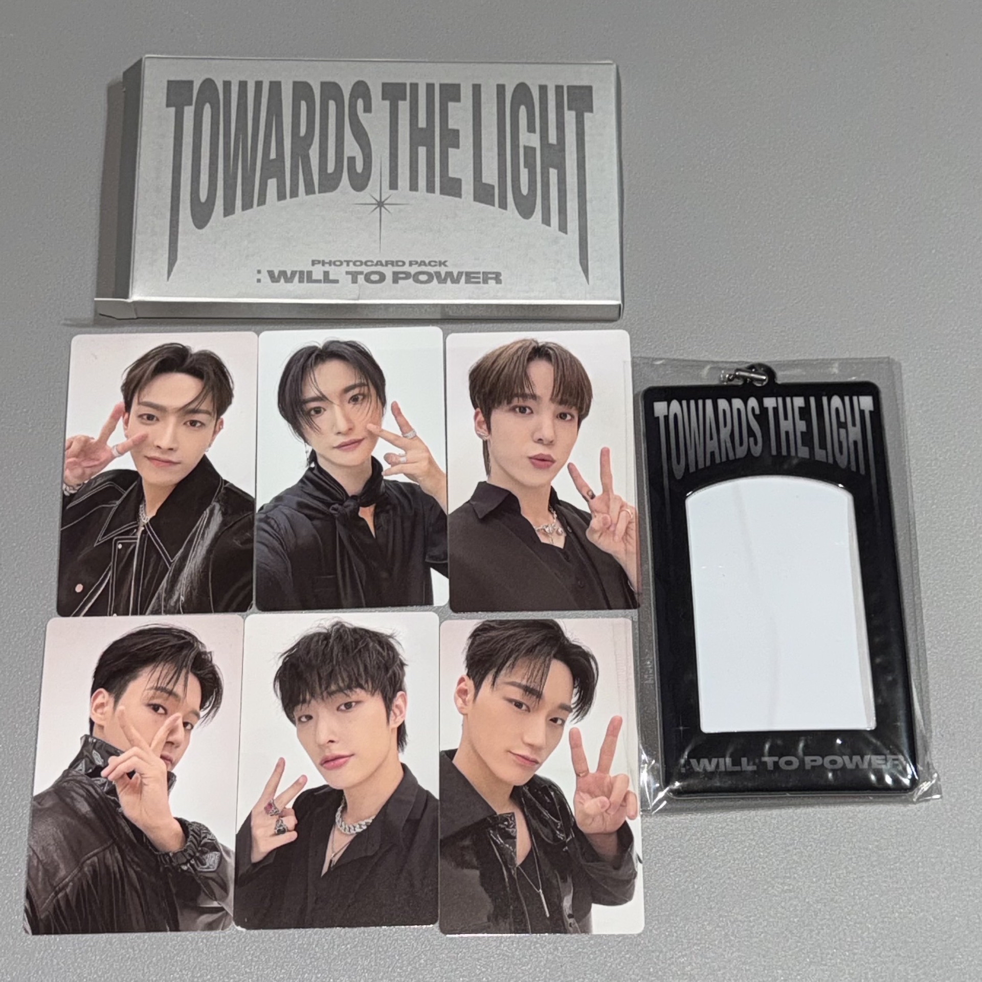ATEEZ Towards To The Light 周邊卡