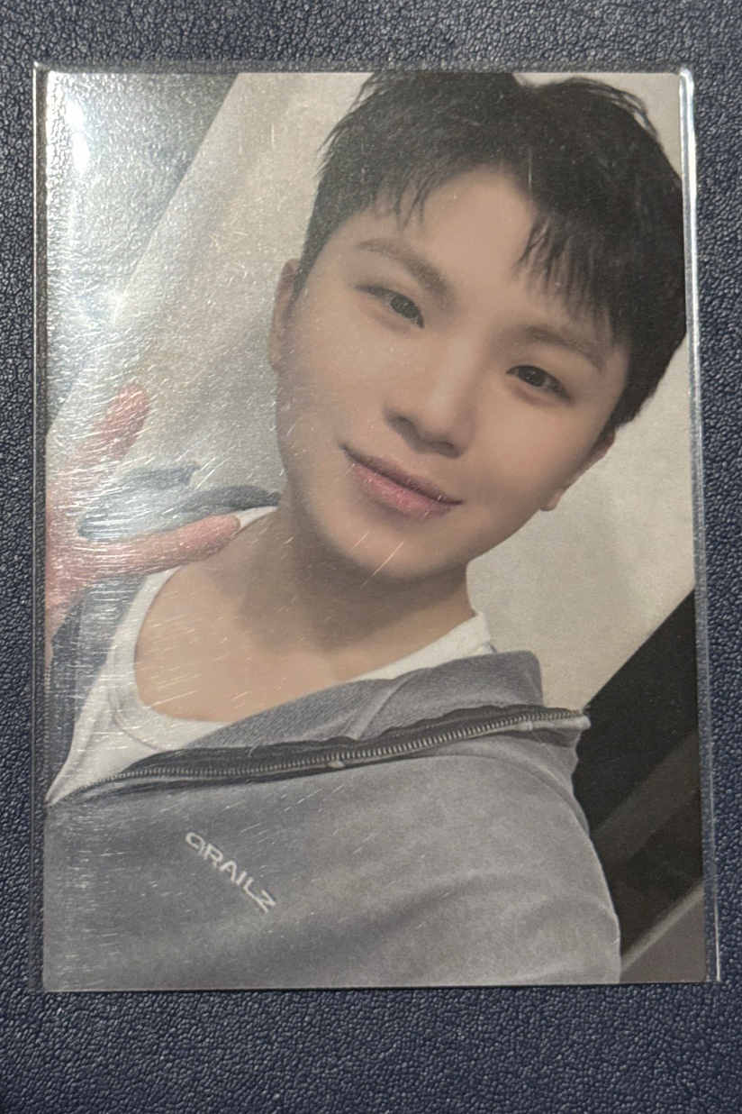 勳-RIGHT HERE集章卡