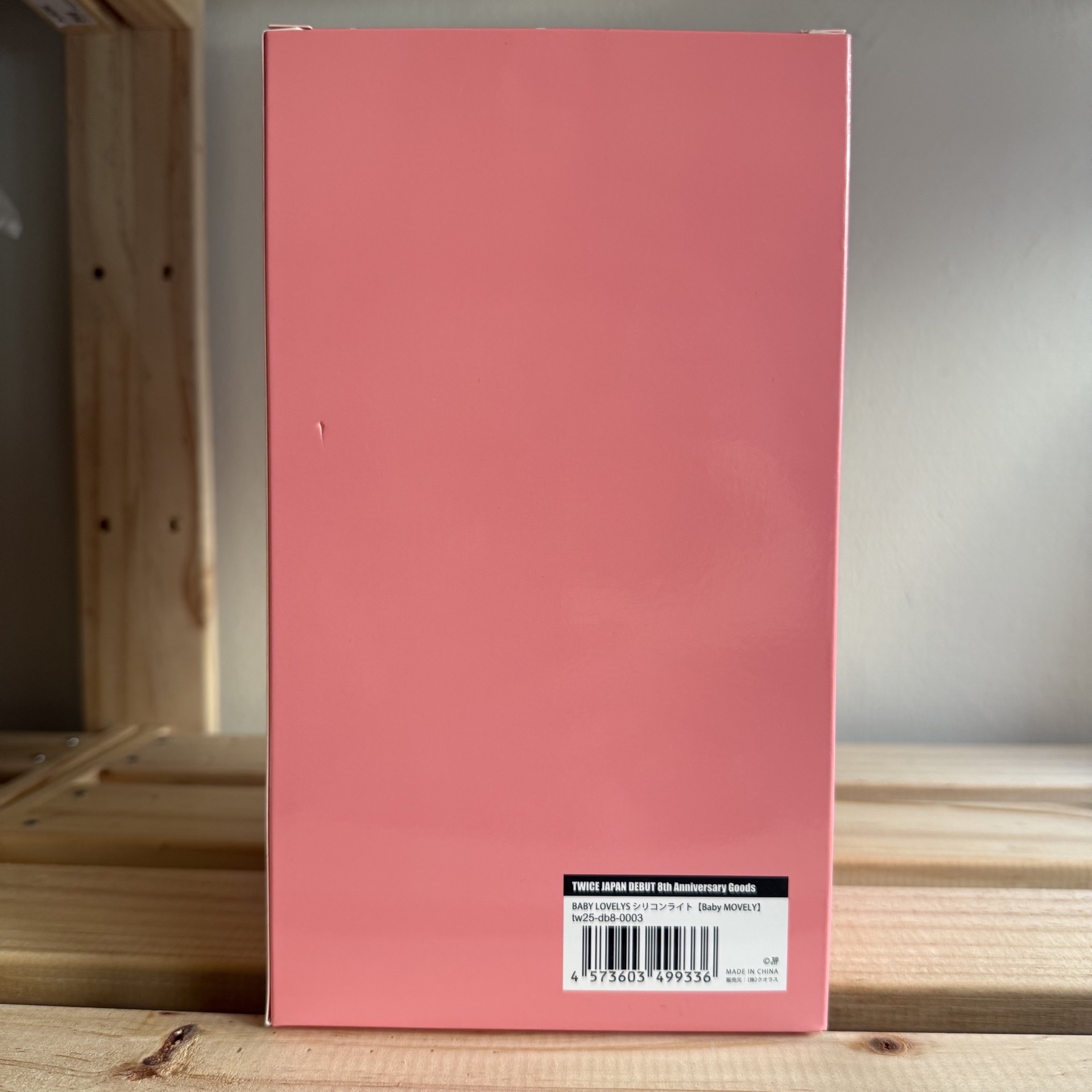 TWICE 日本出道八週年 夜燈 拍拍燈 桃 MOMO【BABY MOVELY】