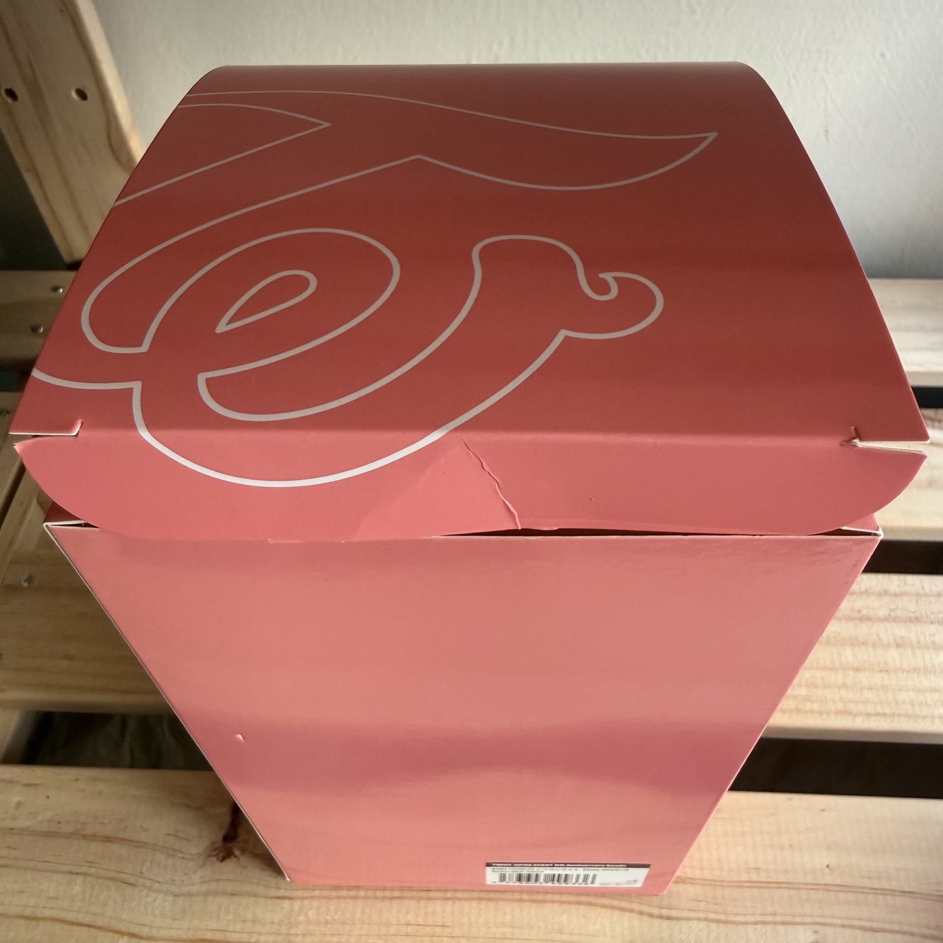 TWICE 日本出道八週年 夜燈 拍拍燈 桃 MOMO【BABY MOVELY】