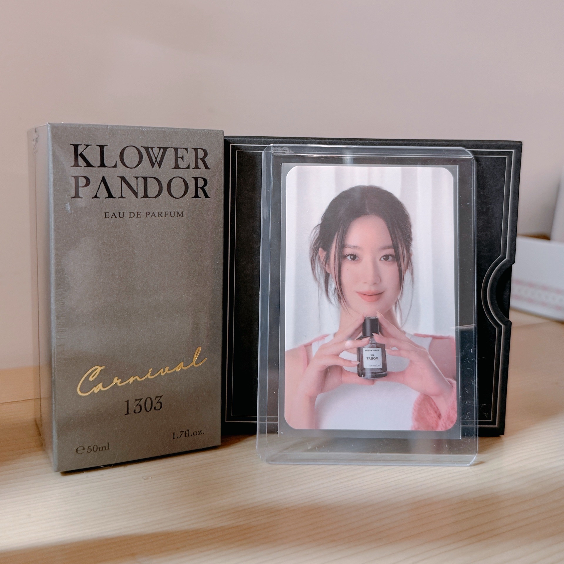 舒華 香水代言卡