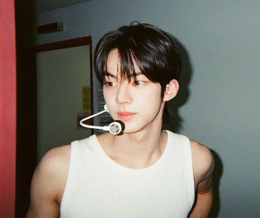 張圭珍貓貓飼養員