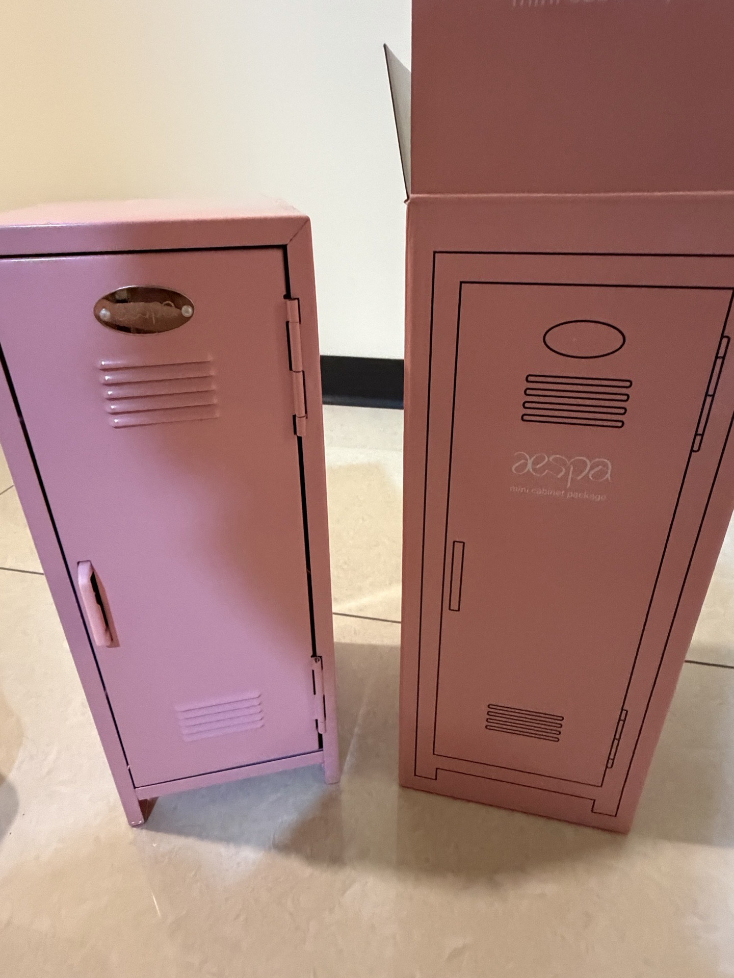 aespa 置物櫃周邊