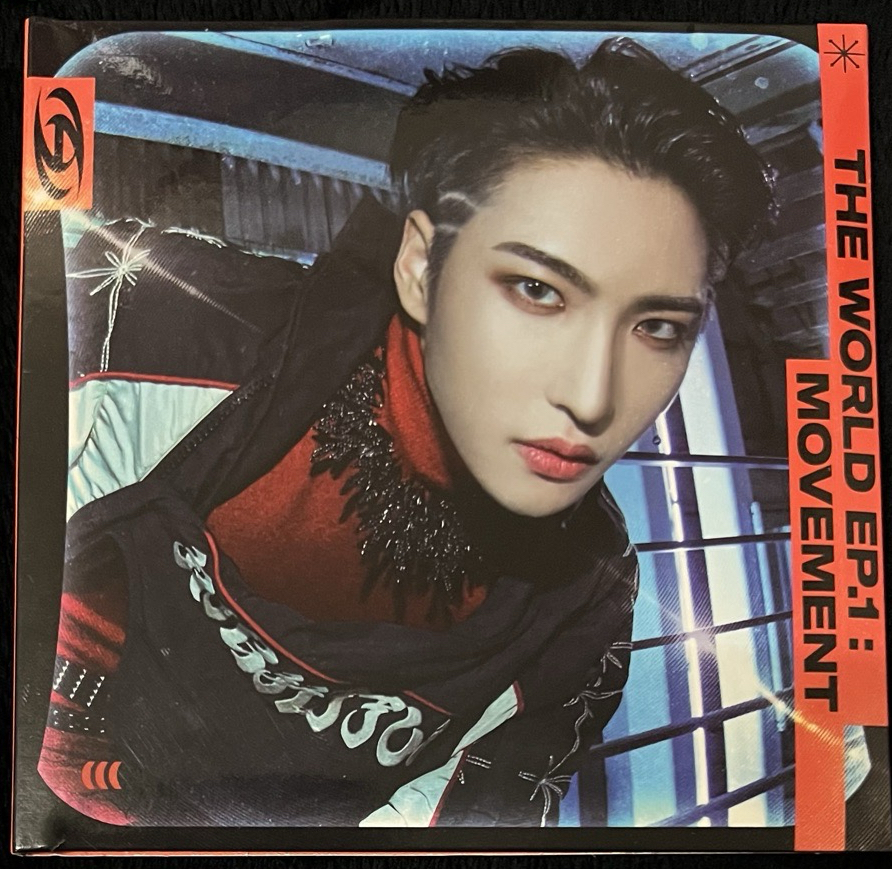 the world ep1.movement 星單封(無小卡-左上角小損)