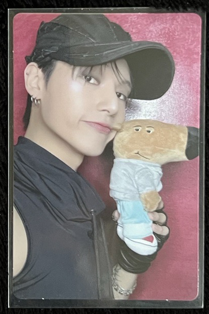 歐美卡-拿玩偶-榮(很稀少)