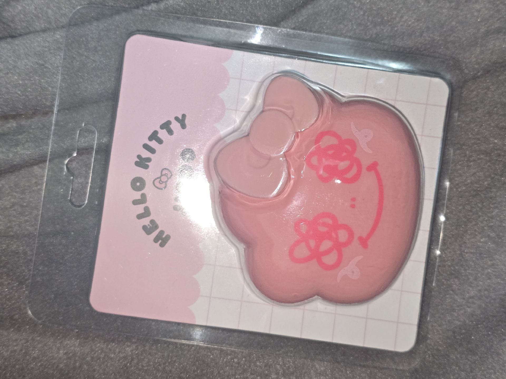 jisoo 小灰塵xHello kitty化妝鏡