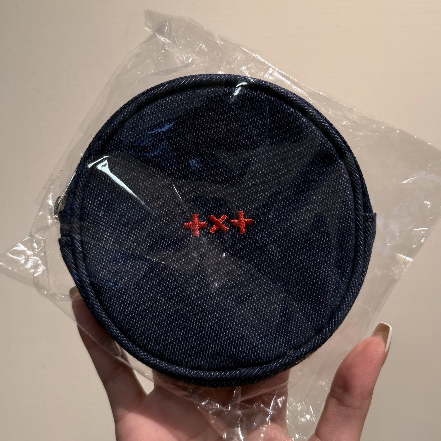 TXT BANK周邊 25年曆 零錢包