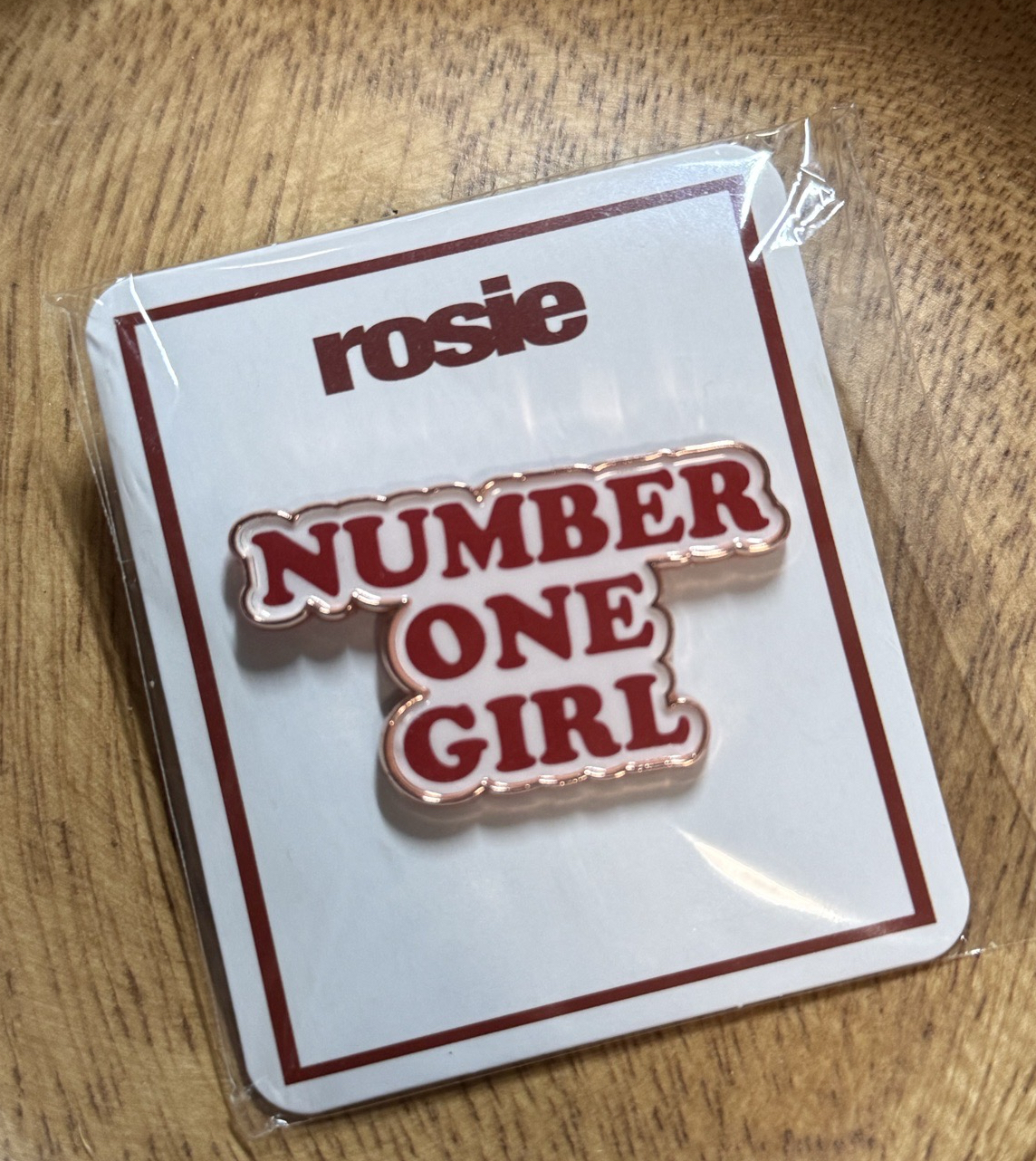 Number one girl徽章（泰國快閃）