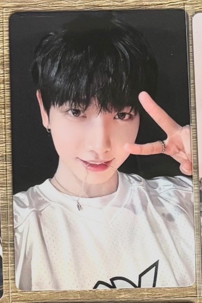 HOW? yzy 4.0 簽售卡 青島線下 3