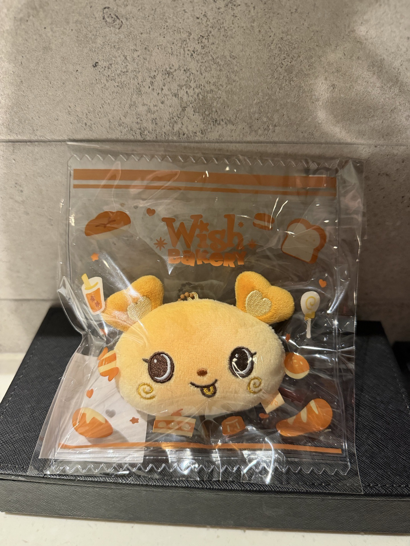 NCT Wish BAKERY stress bread Sakuya