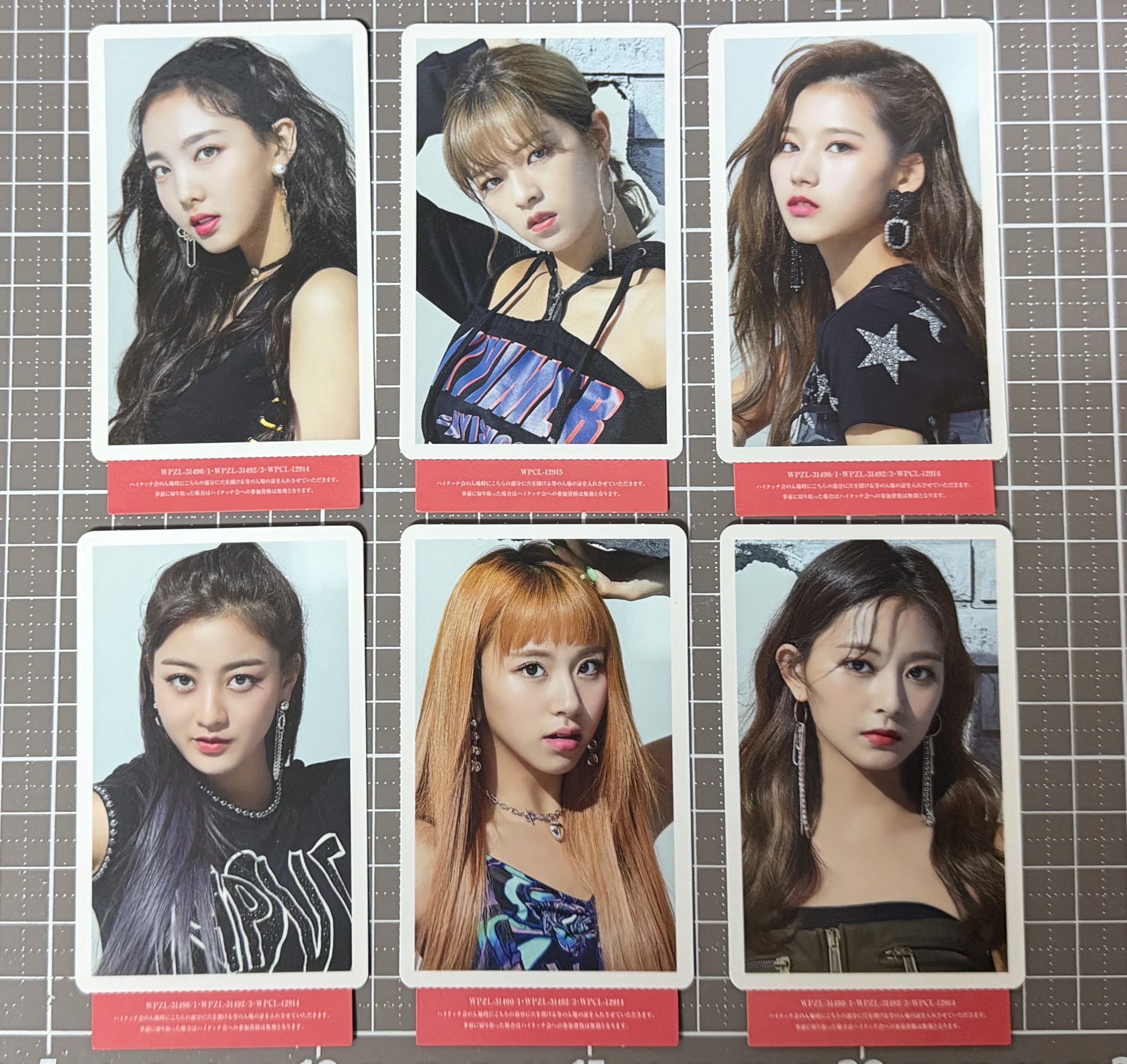 TWICE 日專 BDZ 拍手卡