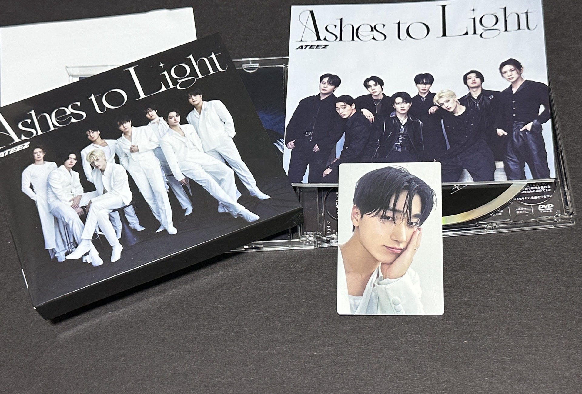 Ashes to Light 日專Atiny盤