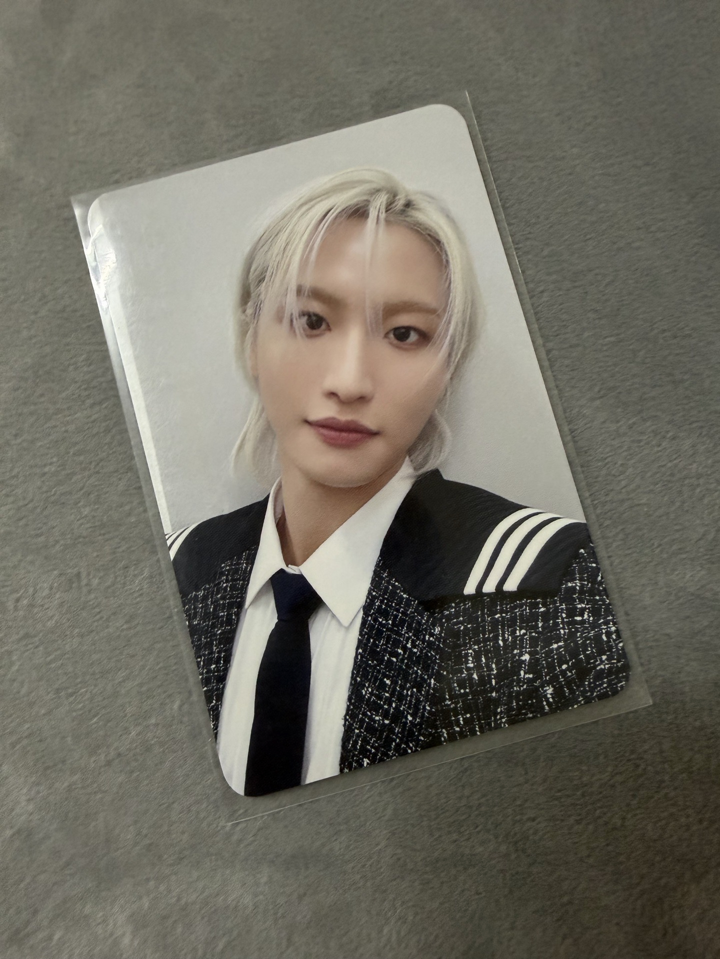 冰牙白髮聖誕星