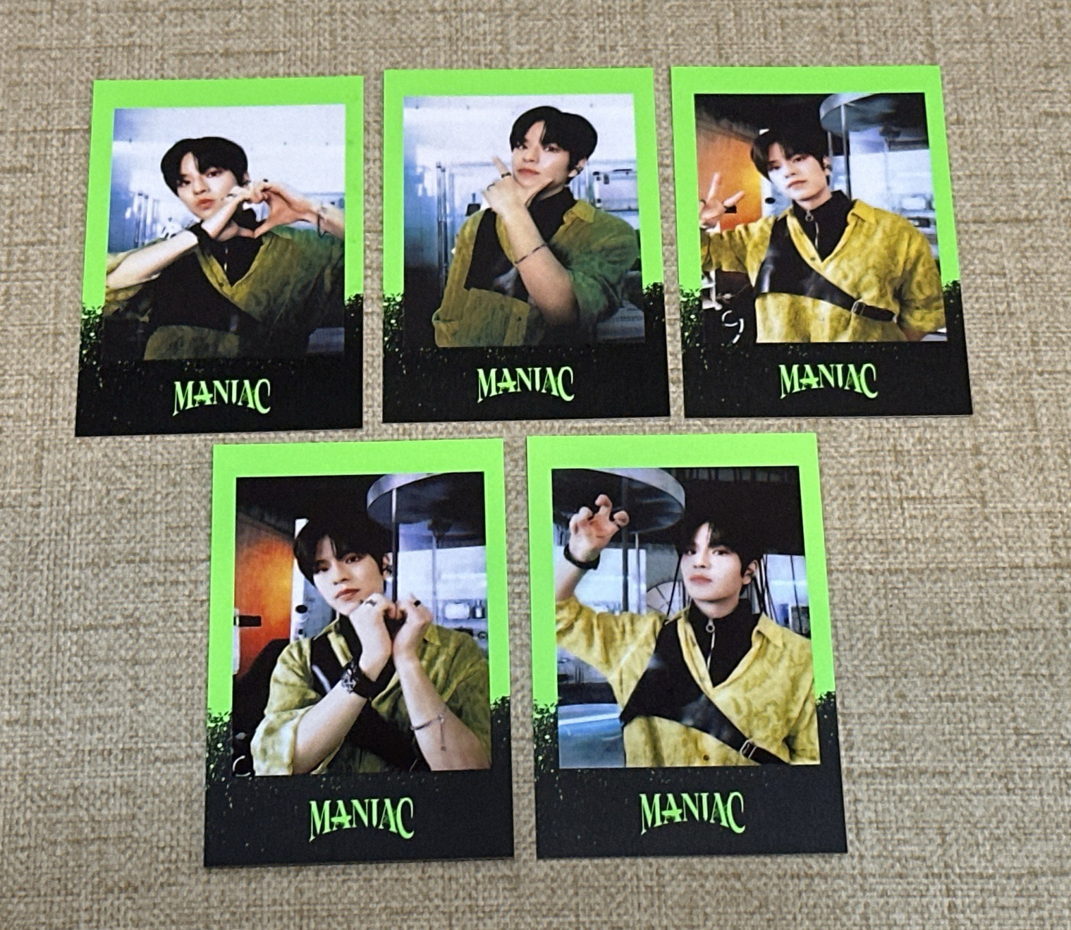 MANIAC 黑版拍立得 昇玟