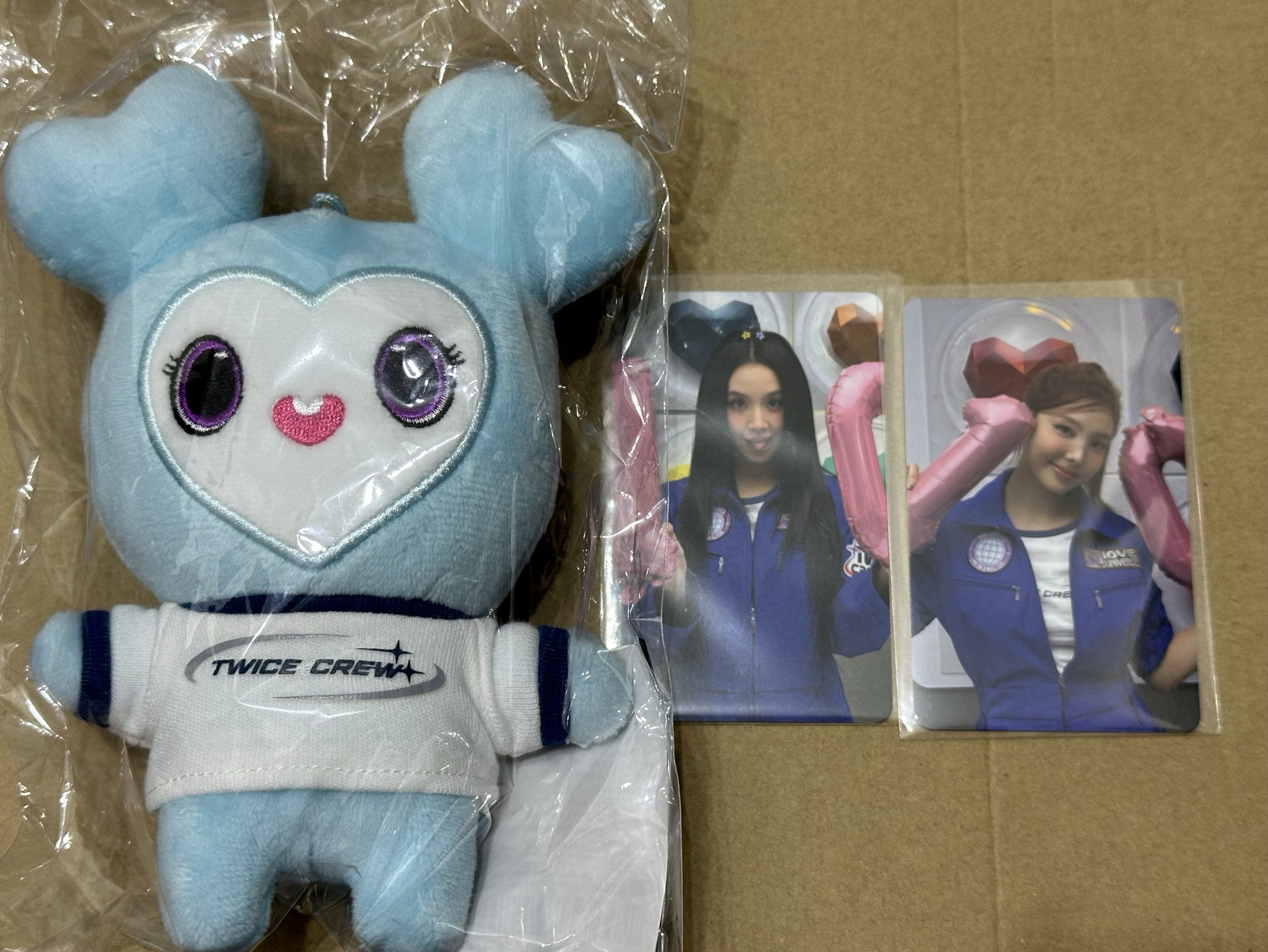 TWICE NEYEON 娜璉10週年大娃+2張滿額