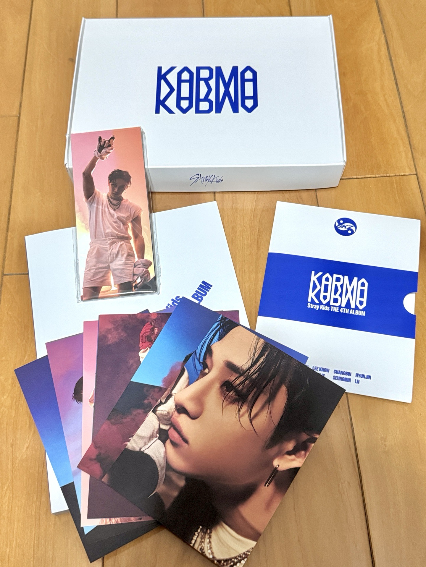 Stray Kids KARMA 專輯一般版 空專