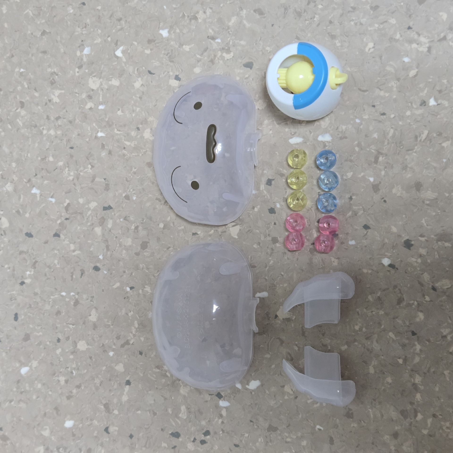 〔萬代扭蛋〕在家玩扭蛋 小白扭蛋機