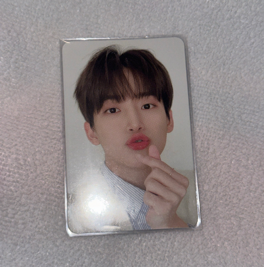 具廷謨嘟嘴愛心