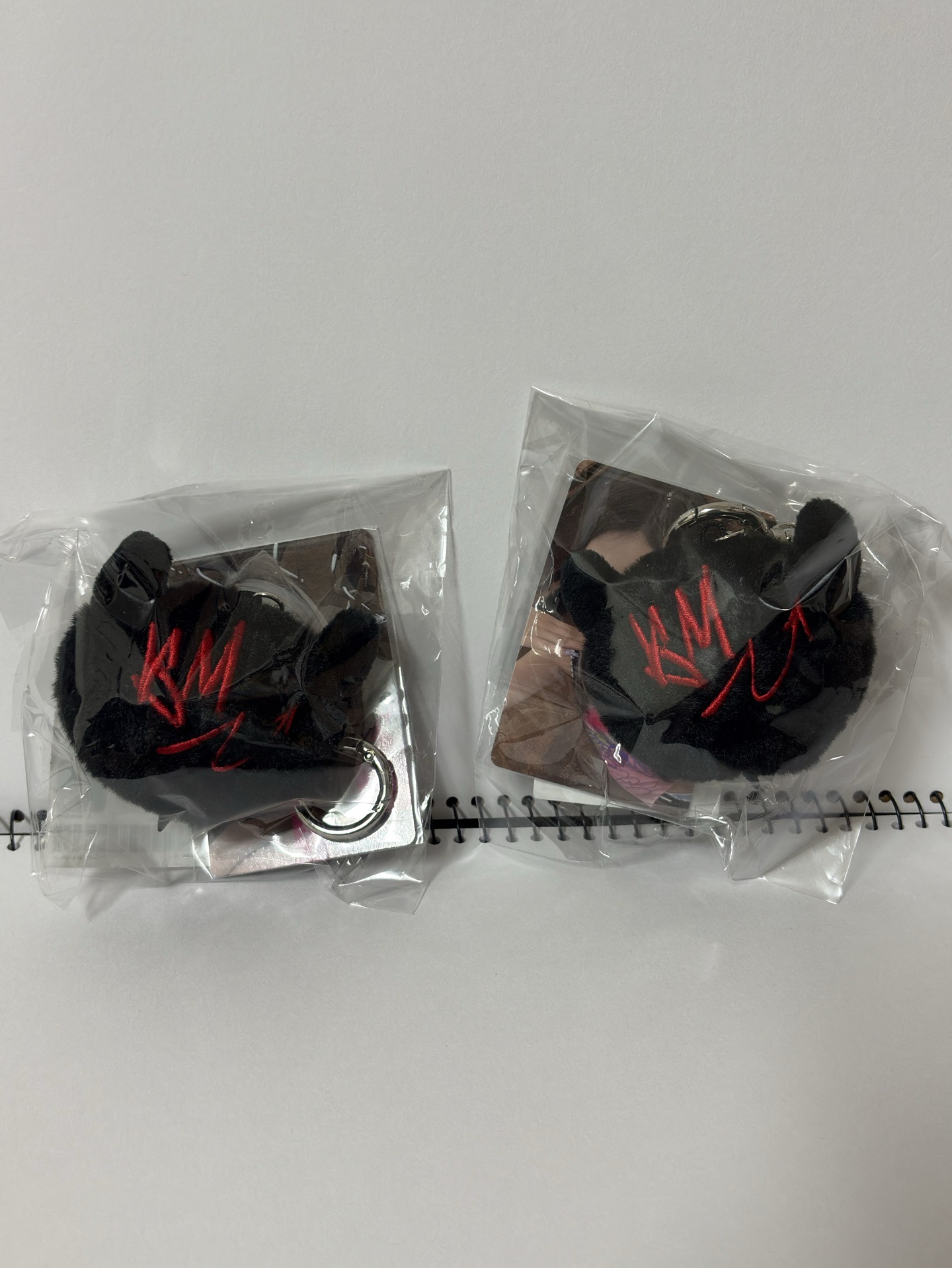 周邊黑球毛絨吊飾含卡 現貨