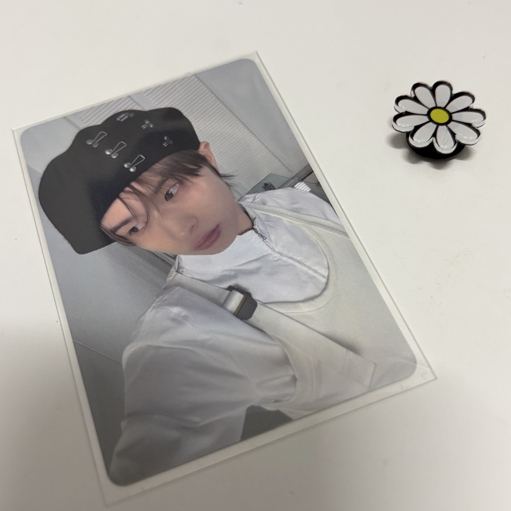 炅潣眼神給出去～塔店