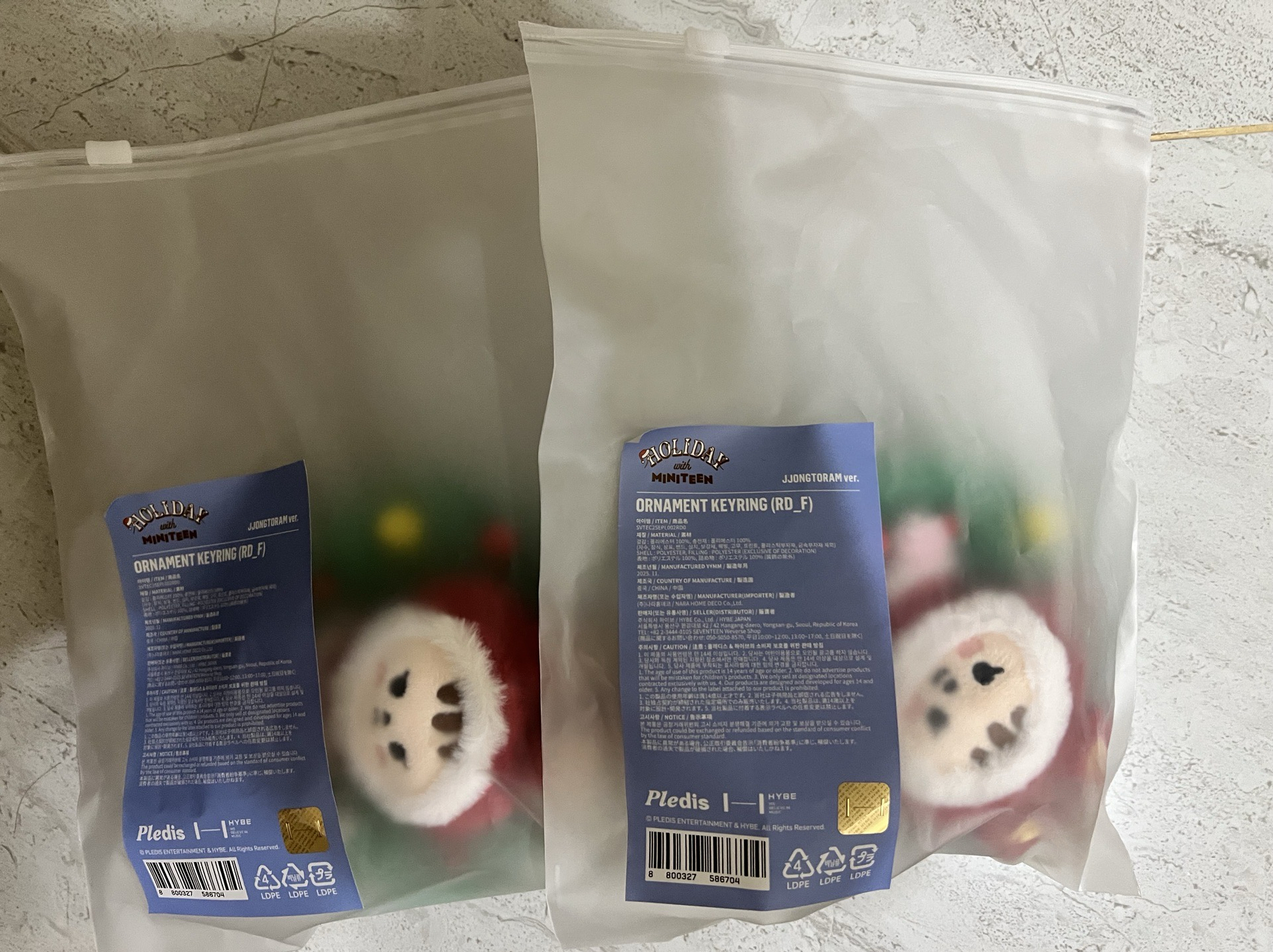 (全新未拆） 聖誕MINITEEN 鑰匙圈吊飾 花圈吊飾娃 淨漢