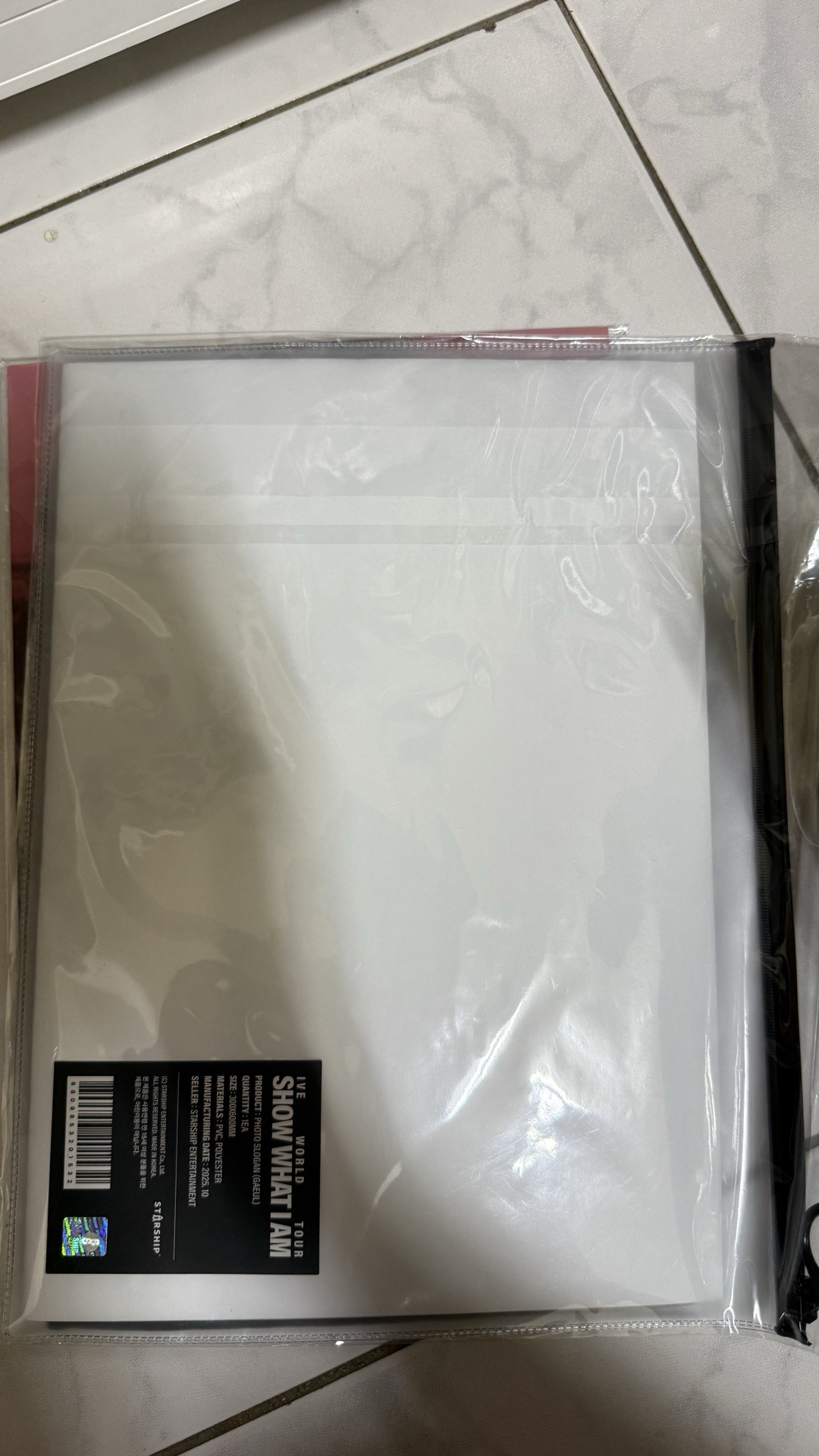 IVE show what I am 演唱會線下周邊 手幅 秋天款