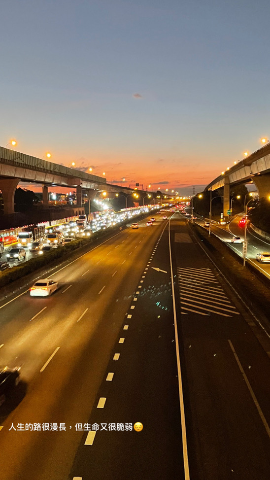 Yilin（慶祝兒童節（3/23-3/29下單）滿200九五折，折扣金額內退