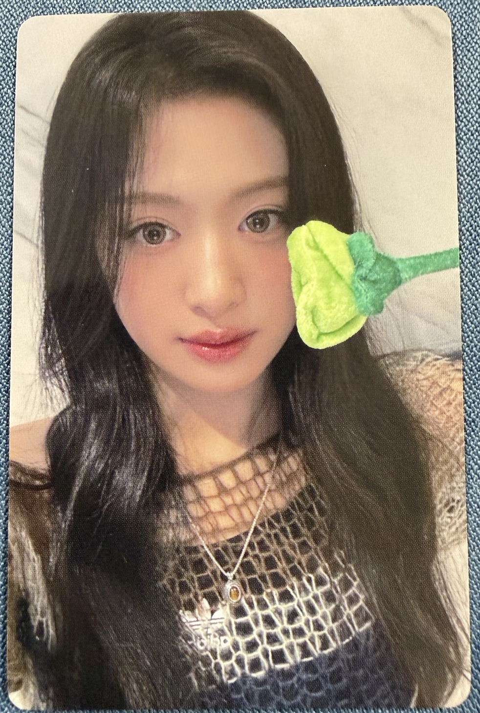 全新官方正版 babymonster 玫瑰日 YG 幸運卡 拿花賢