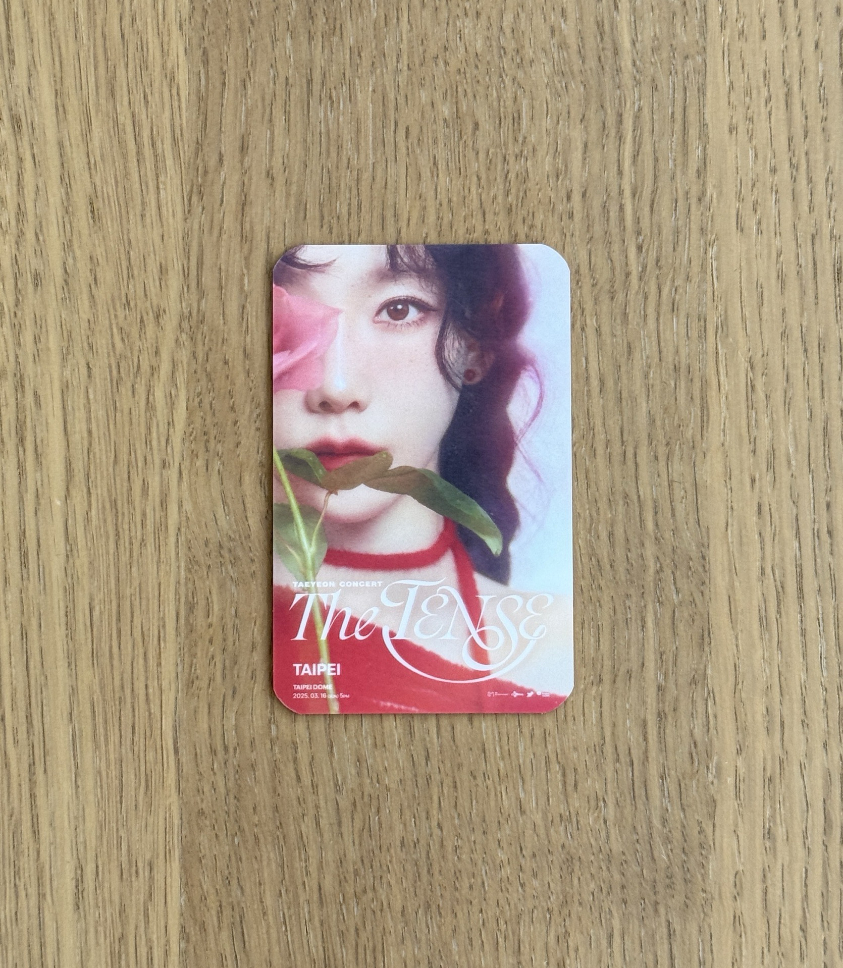 太妍演唱會2025台北站 TAEYEON CONCERT – The TENSE in Taipei 小卡一張 全新