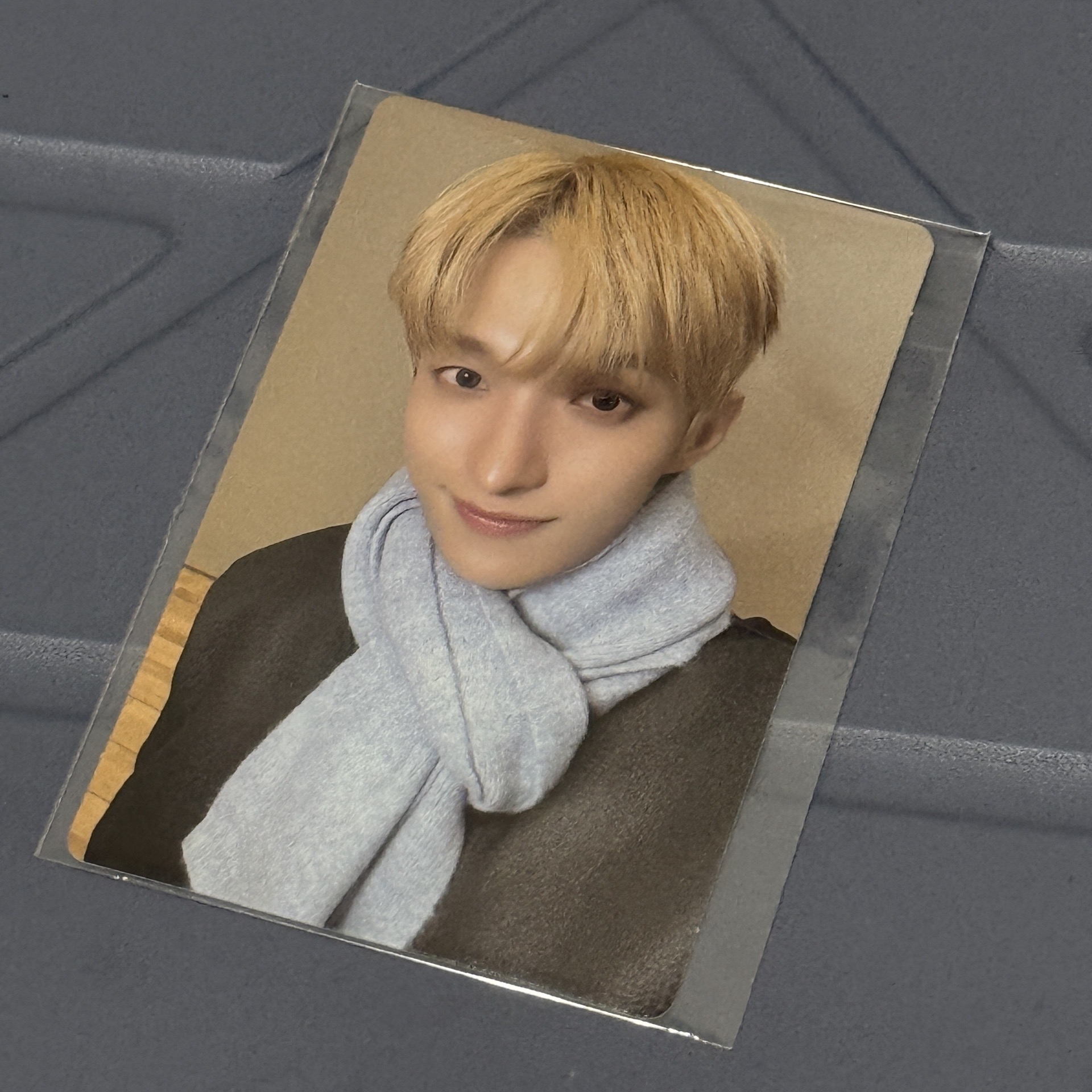 DXS WVS直播特典卡-圍巾碩