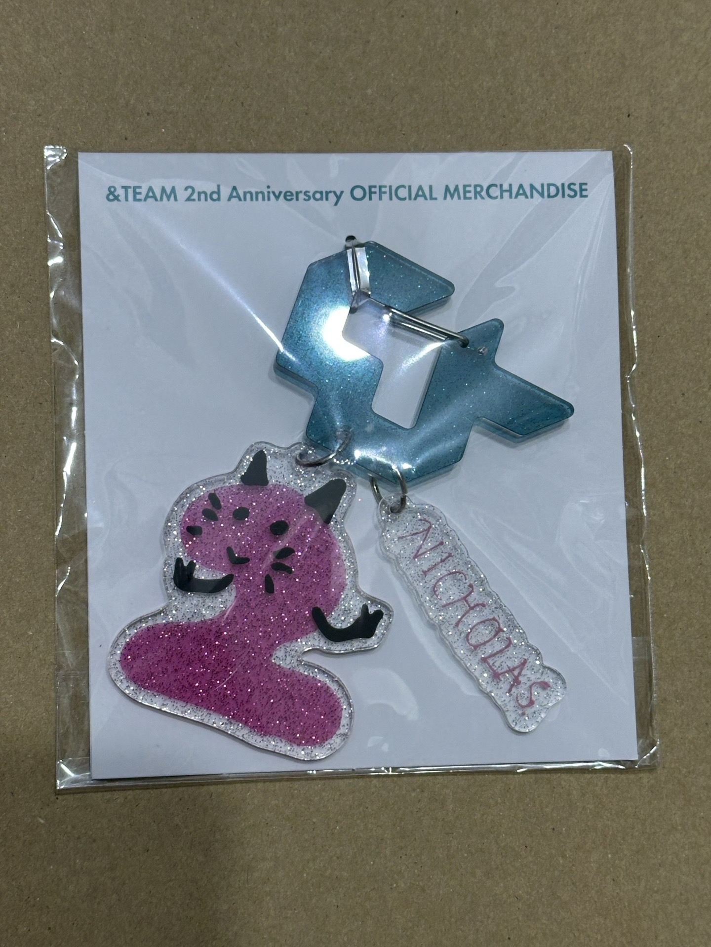 &TEAM NICHOLAS 王奕翔 2週年登山扣