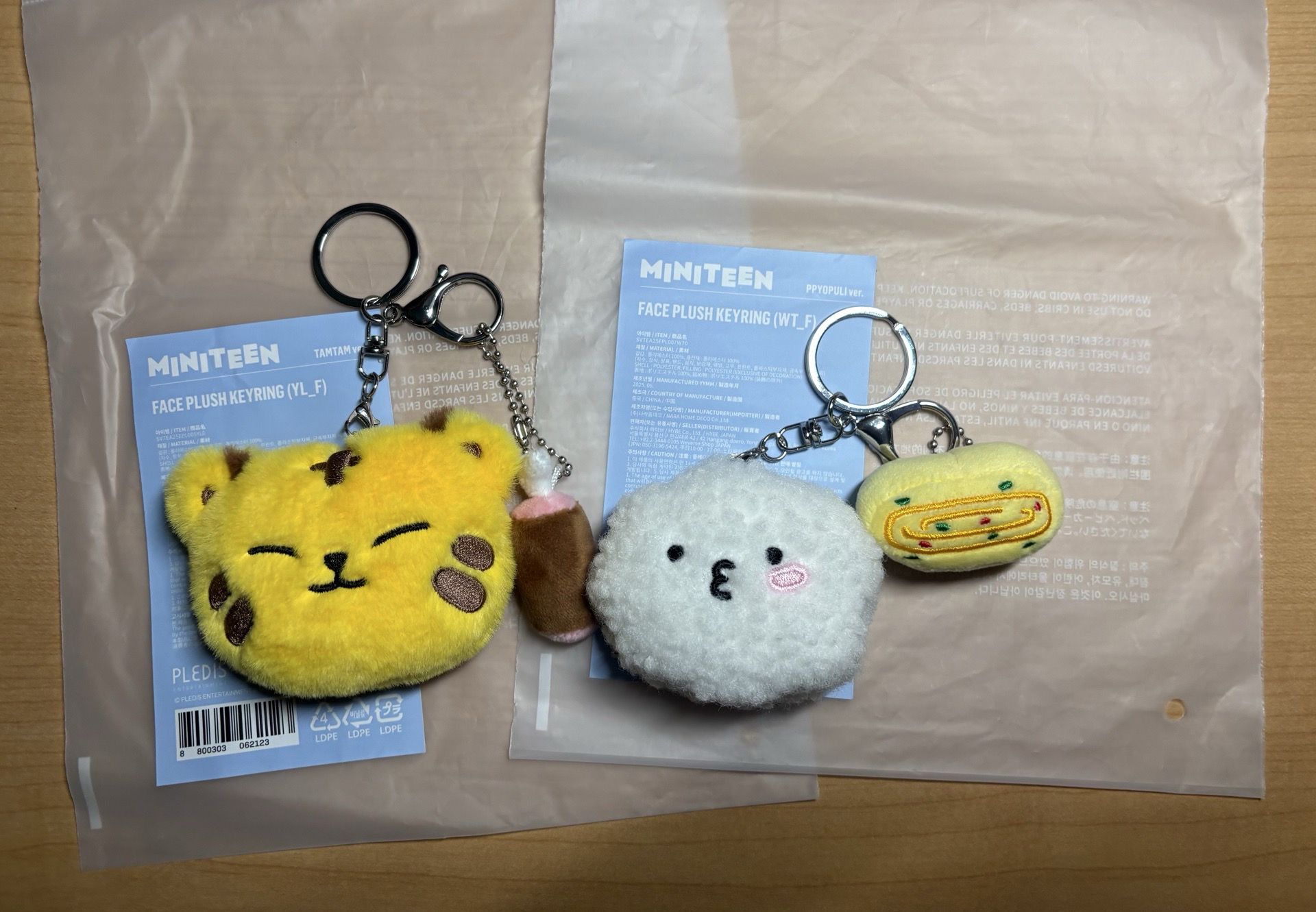 ［現貨］豪雨大頭吊飾+一些小卡（外袋有廠損）