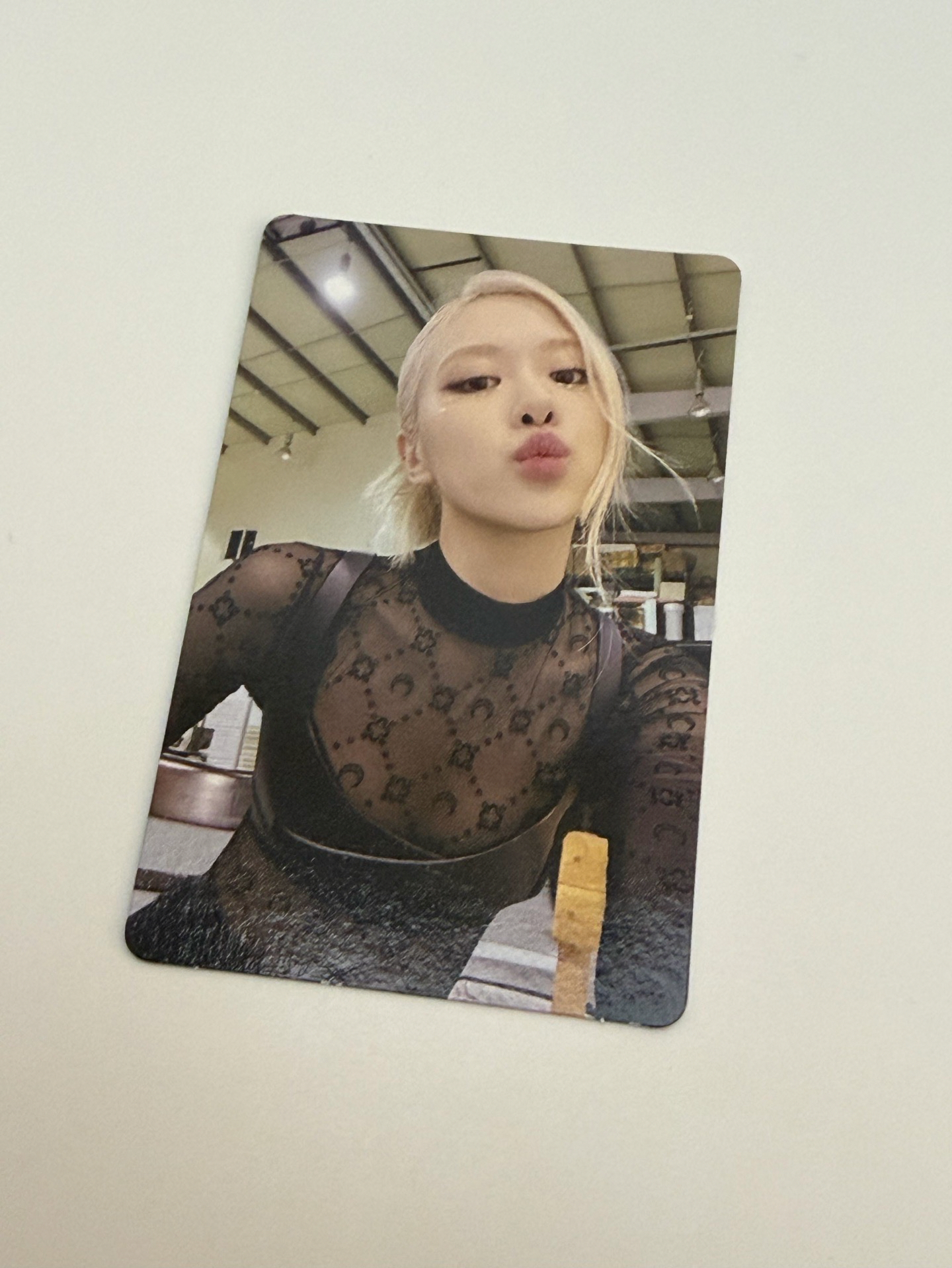 Rosé Born Pink單封專卡 嘟嘴肉