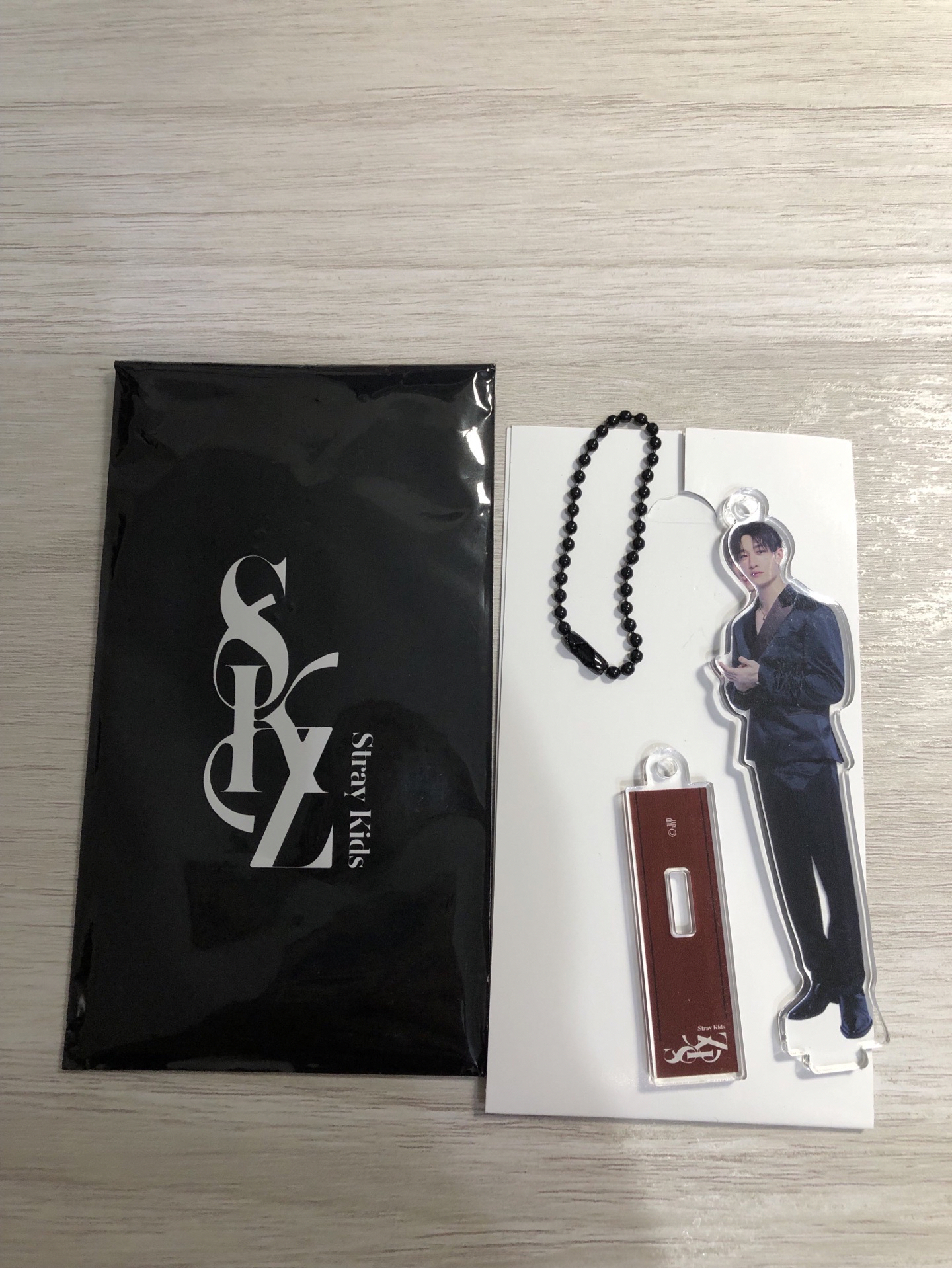 Stray kids 2024 XMAS POP UP 隨機壓克力吊飾_站姿方燦