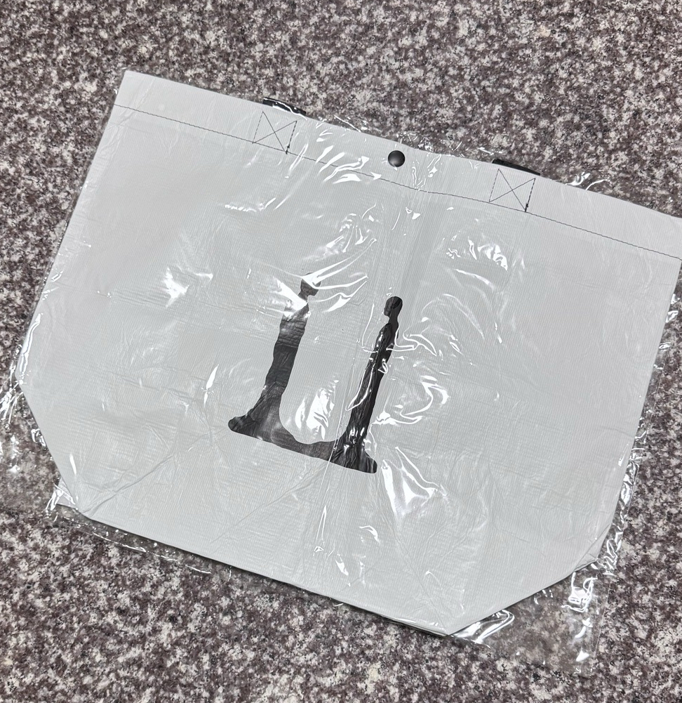 G-DRAGON-Übermensch場週-購物袋