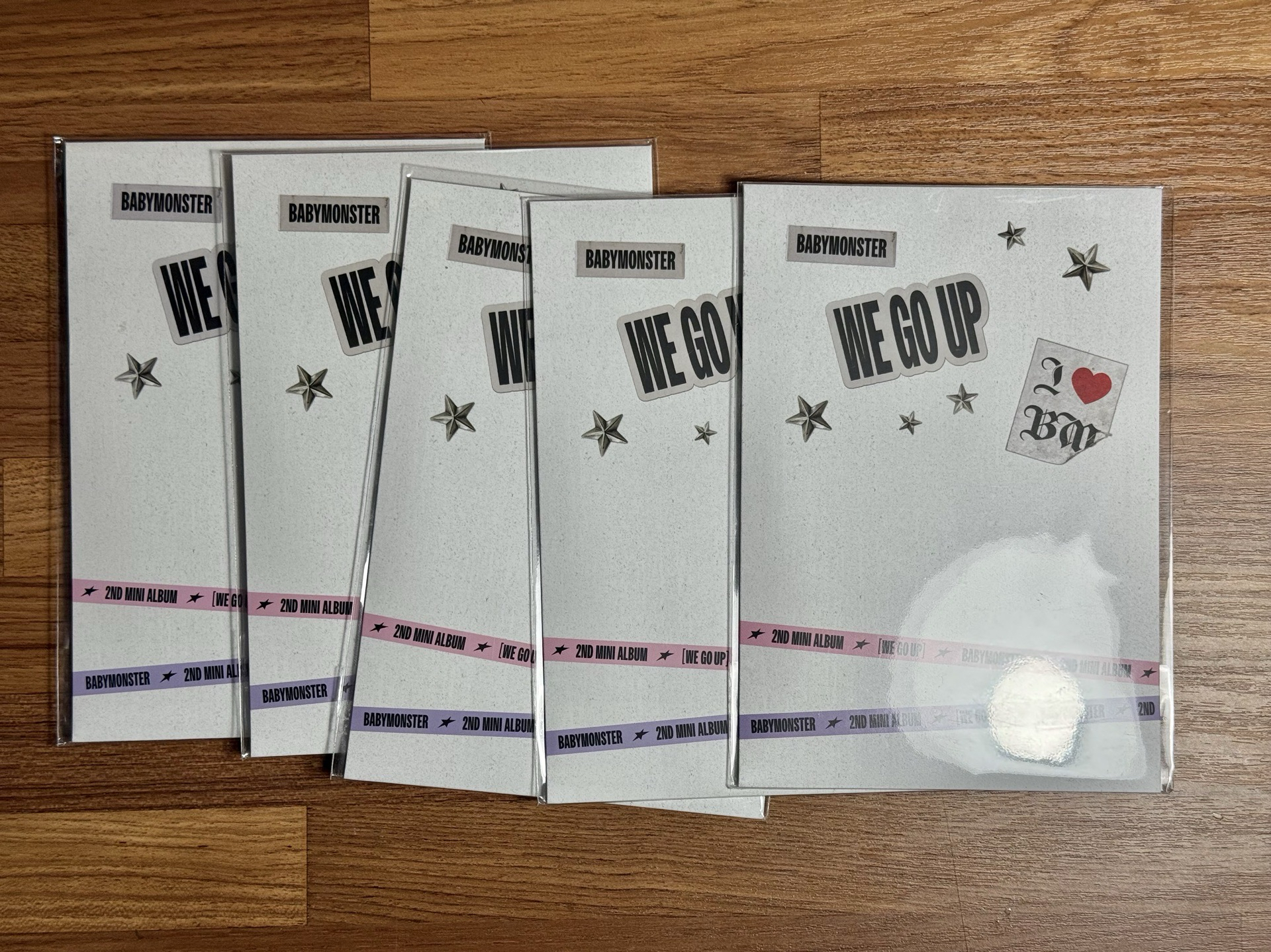 WE GO UP 單封預售禮